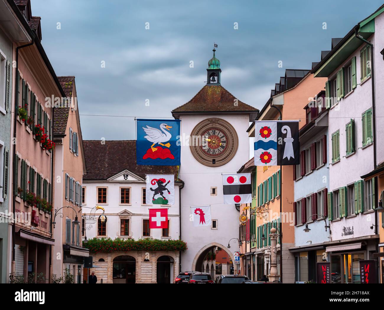 Laufen, Schweiz - 19. Oktober 2021: Die Altstadt der Schweizer mittelalterlichen Stadt Laufen Stockfoto