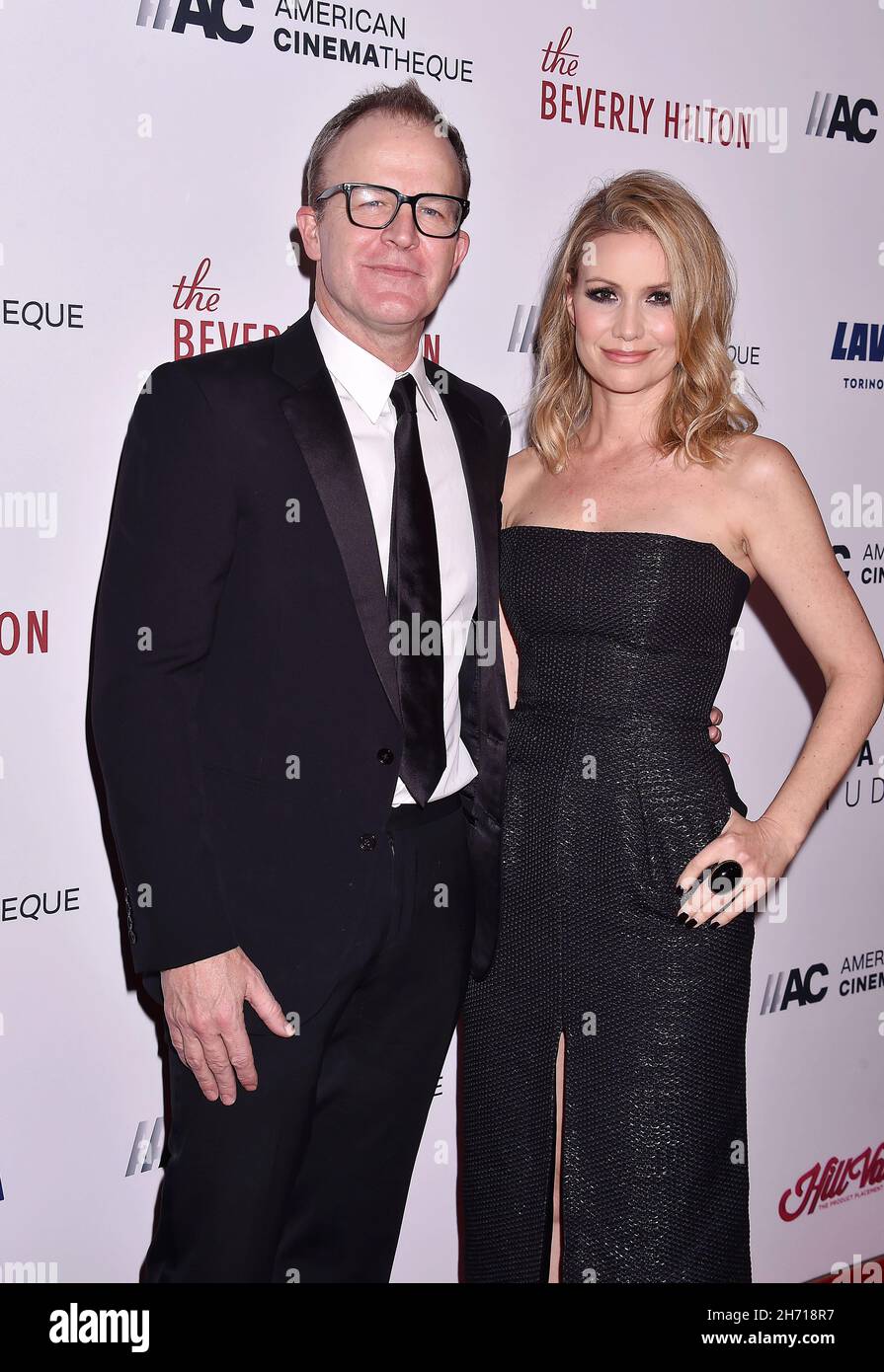 BEVERLY HILLS, CA - 18. NOVEMBER: Tom McCarthy nimmt am 35th 18. November 2021 an den jährlichen American Cinematheque Awards zu Ehren von Scarlett Johansson im Beverly Hilton in Beverly Hills, Kalifornien, Teil. Stockfoto