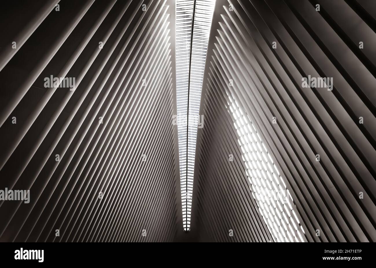 NEW YORK, USA - 22. Sep 2017: Oculus Terminal Station im World Trade Center Transportation Hub in Lower Manhattan Stockfoto