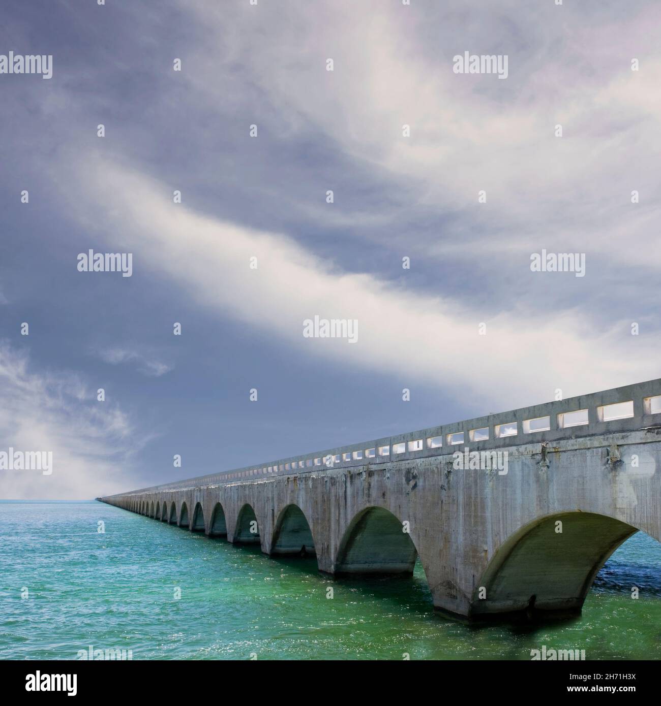 Seven Mile Bridge von Little Duck Key FL, Florida Keys Stockfoto