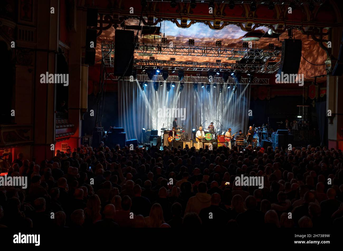 Liverpool, Großbritannien. 29th. November 2021. Paul Weller tritt bei Liverpools Eventim Olympia 2021 auf. 2021-11-19. Kredit: Gary Mather/Alamy Live Nachrichten Stockfoto