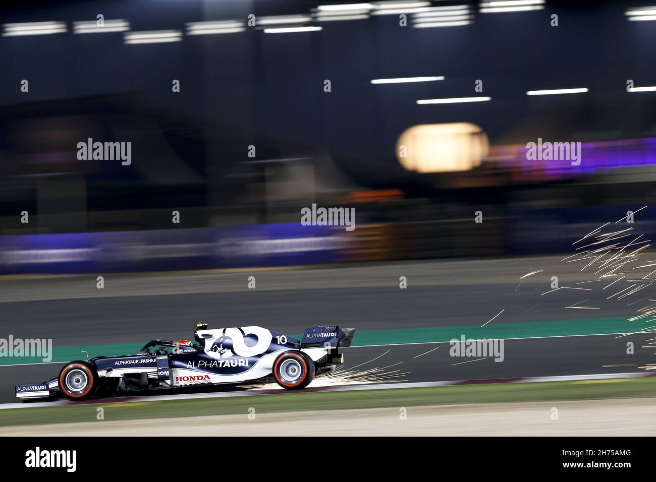 10 GASLY Pierre (Fra), Scuderia AlphaTauri Honda AT02, Aktion während des Formel 1 Ooredoo Qatar Grand Prix 2021, 20th Lauf der FIA Formel 1 Weltmeisterschaft 2021 vom 19. Bis 21. November 2021 auf dem Losail International Circuit, in Lusail, Katar - Foto: Dppi/DPPI/LiveMedia Stockfoto