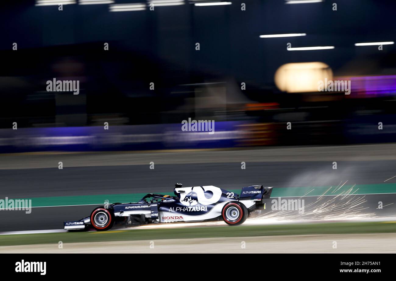22 TSUNODA Yuki (jap), Scuderia AlphaTauri Honda AT02, Aktion während des Formel 1 Ooredoo Qatar Grand Prix 2021, 20th Lauf der FIA Formel 1 Weltmeisterschaft 2021 vom 19. Bis 21. November 2021 auf dem Losail International Circuit, in Lusail, Katar - Foto: Dppi/DPPI/LiveMedia Stockfoto