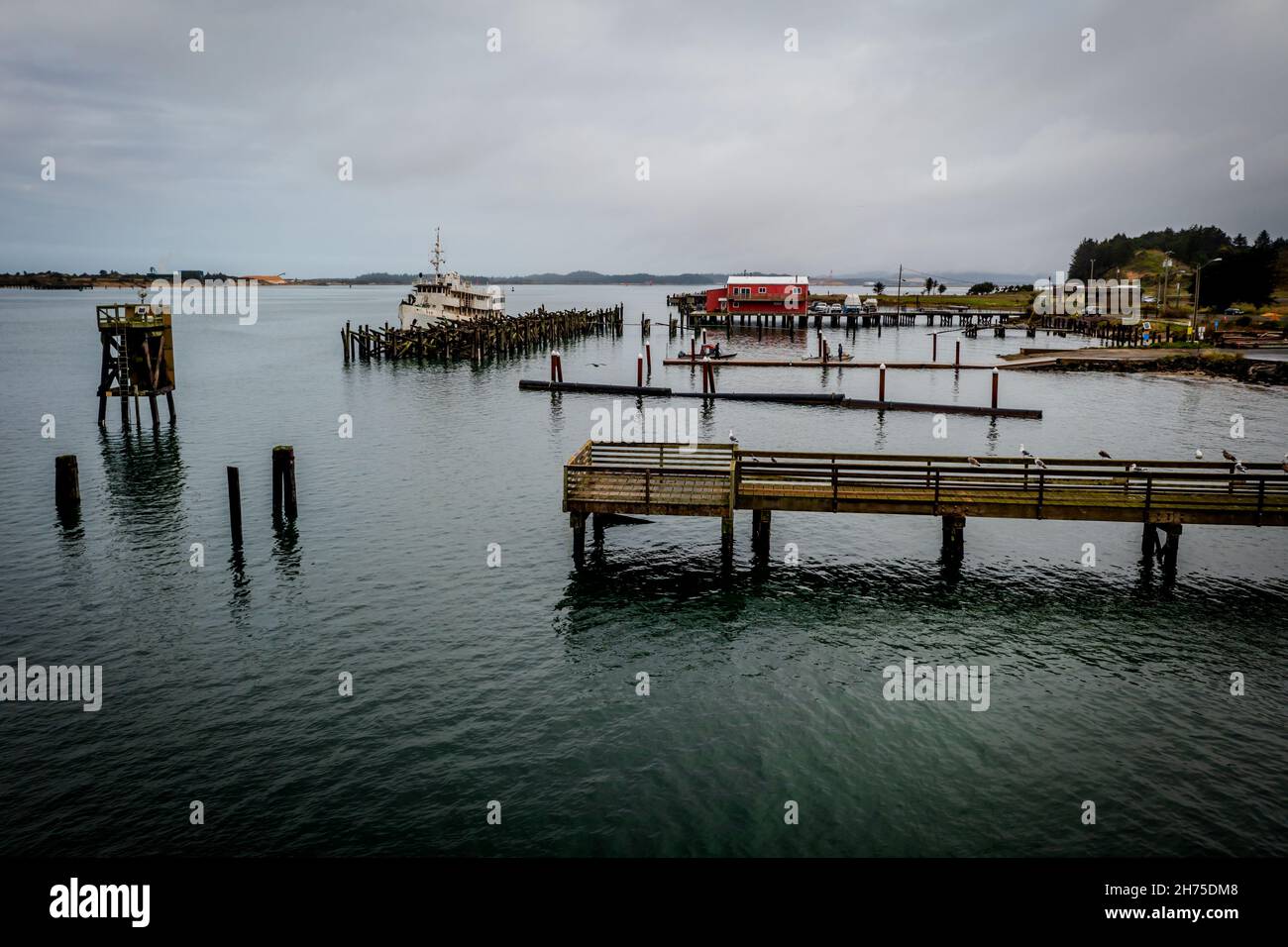 Old Wharf in Coos Bay North Bend, Oregon, Fischindustrie Stockfoto