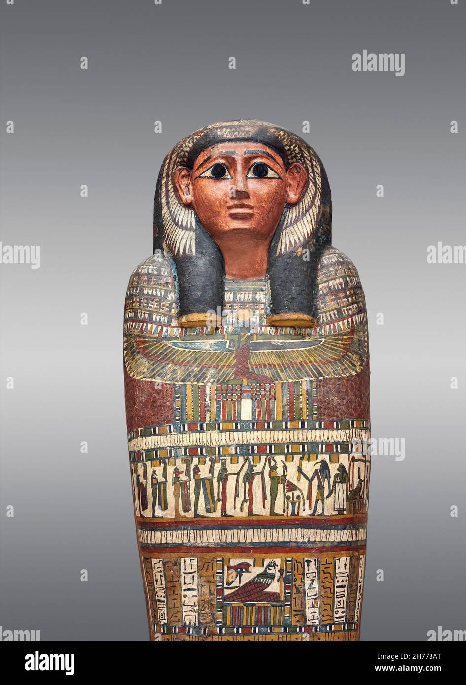 Antiker ägyptischer Mumienfall der Taditnakht-Tochter von Iroutou, 720-650 v. Chr., 24th-25th Dynastie. Museum der Schönen Künste von Lyon Inv H2314. Stockfoto