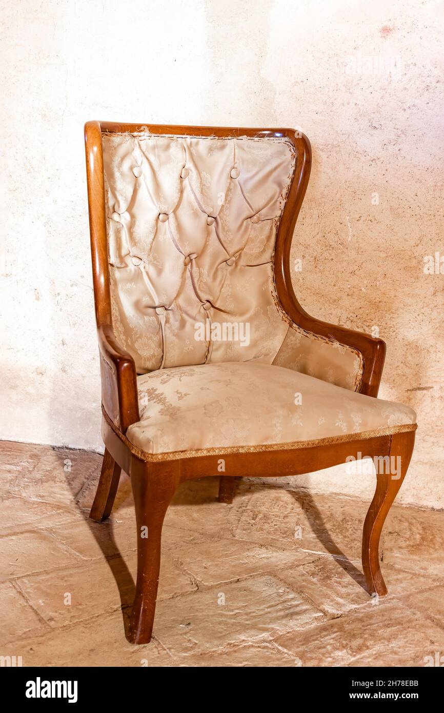 Alter Stuhl Louis XIV oder Louis XV Stockfoto Alter Stuhl Louis XIV oder Louis XV Stockfoto