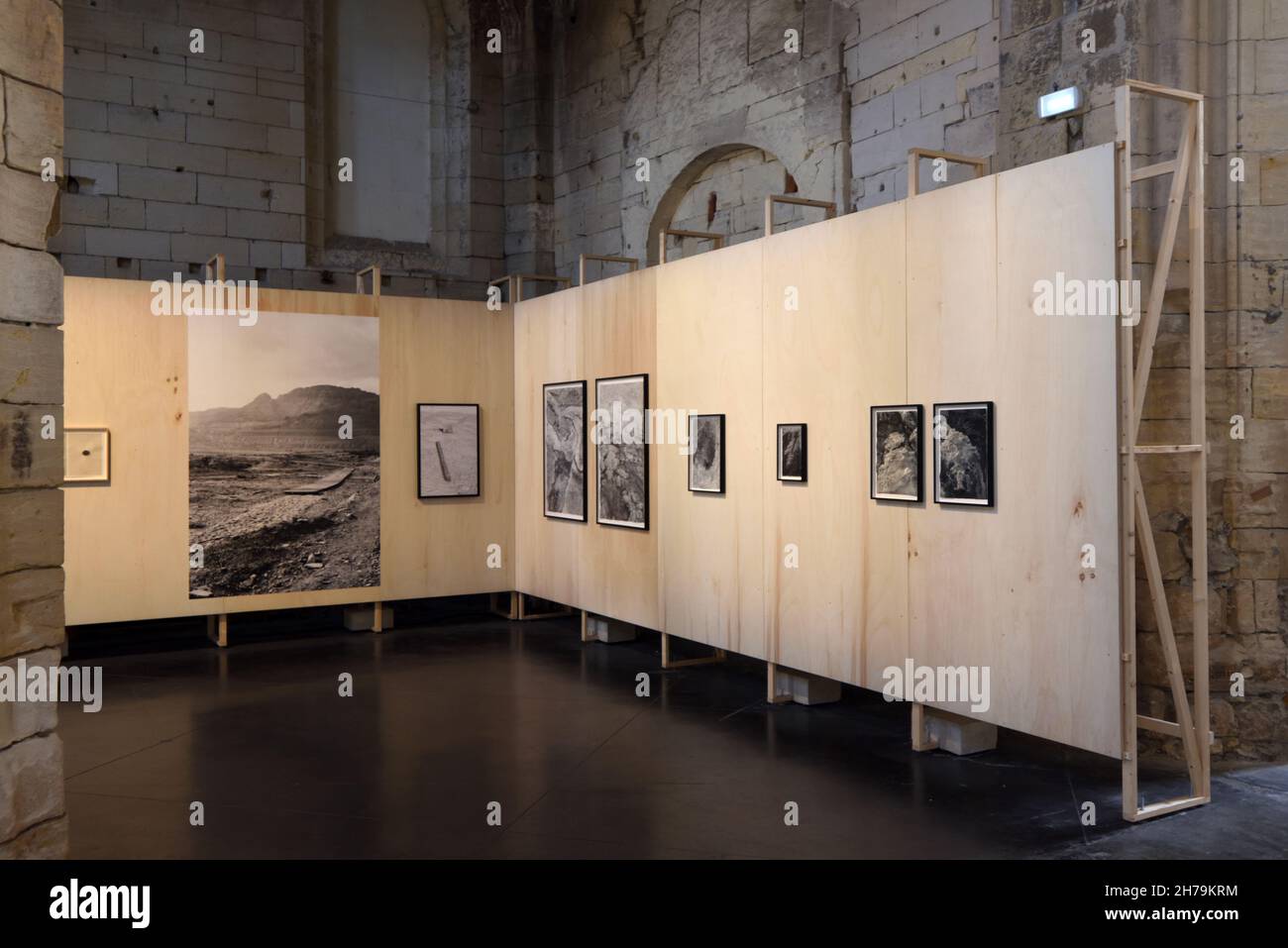 Fotoausstellung oder Fotoausstellung beim jährlichen Rencontres d'Arles Photo Festival Arles Provence Frankreich Stockfoto