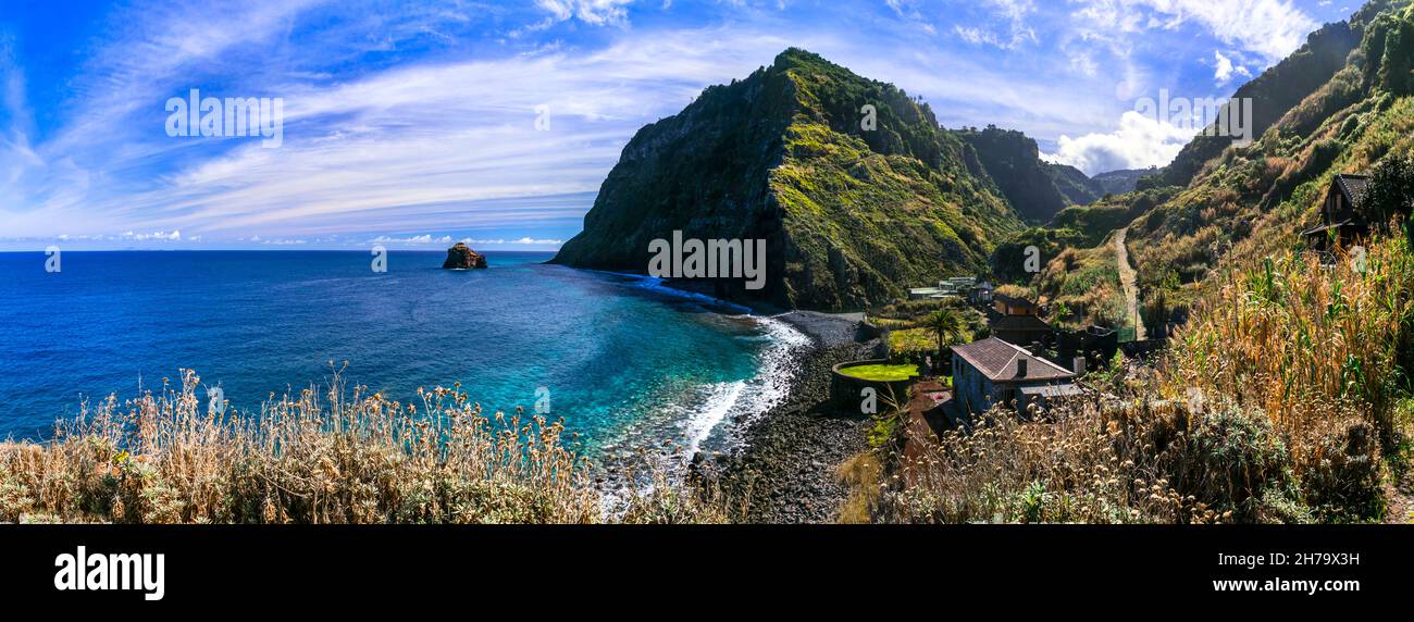 Madeira, Portugal. Wilde wunderschöne Naturkulisse der Vulkaninsel im Atlantischen Ozean. Aussichtspunkt Ponta de Sao Jorge im Norden Stockfoto