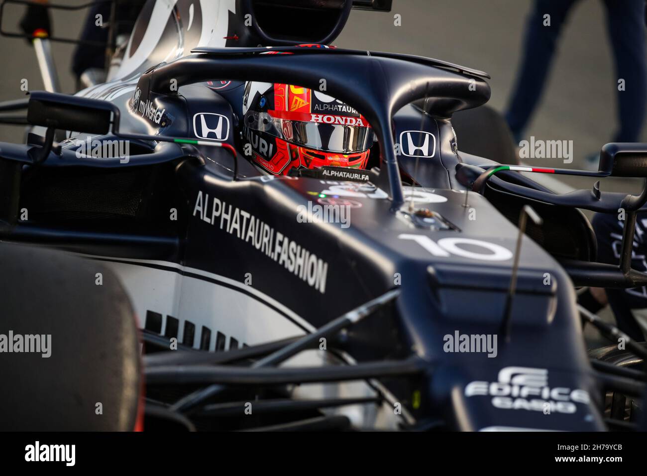 GASLY Pierre (Fra), Scuderia AlphaTauri Honda AT02, Aktion während des Formel 1 Ooredoo Qatar Grand Prix 2021, 20th Lauf der FIA Formel 1 Weltmeisterschaft 2021 vom 19. Bis 21. November 2021 auf dem Losail International Circuit, in Lusail, Katar - Foto: Florent Gooden/DPPI/LiveMedia Stockfoto