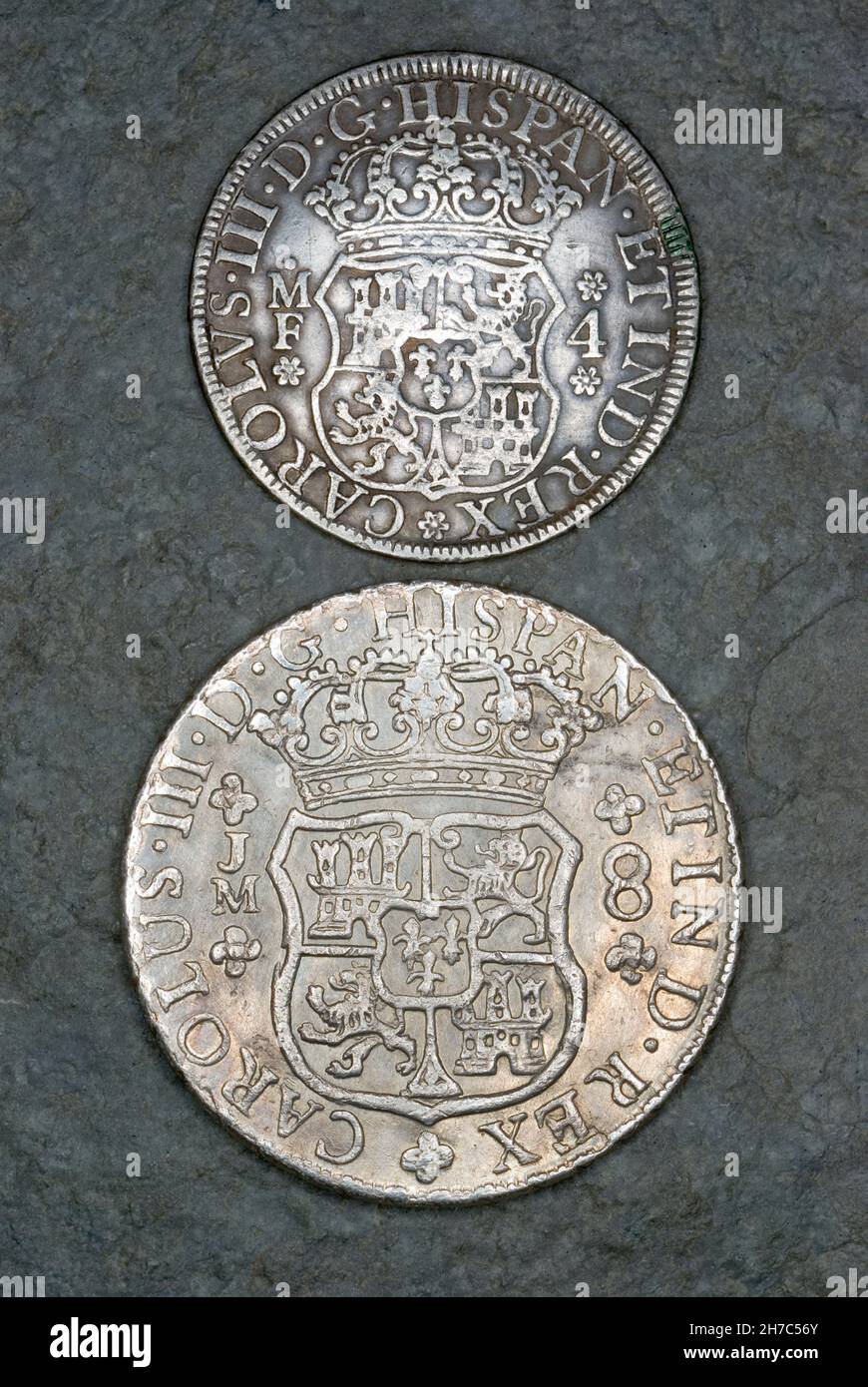 4 und 8 echte Münze von König Charles III von Spanien Stockfoto