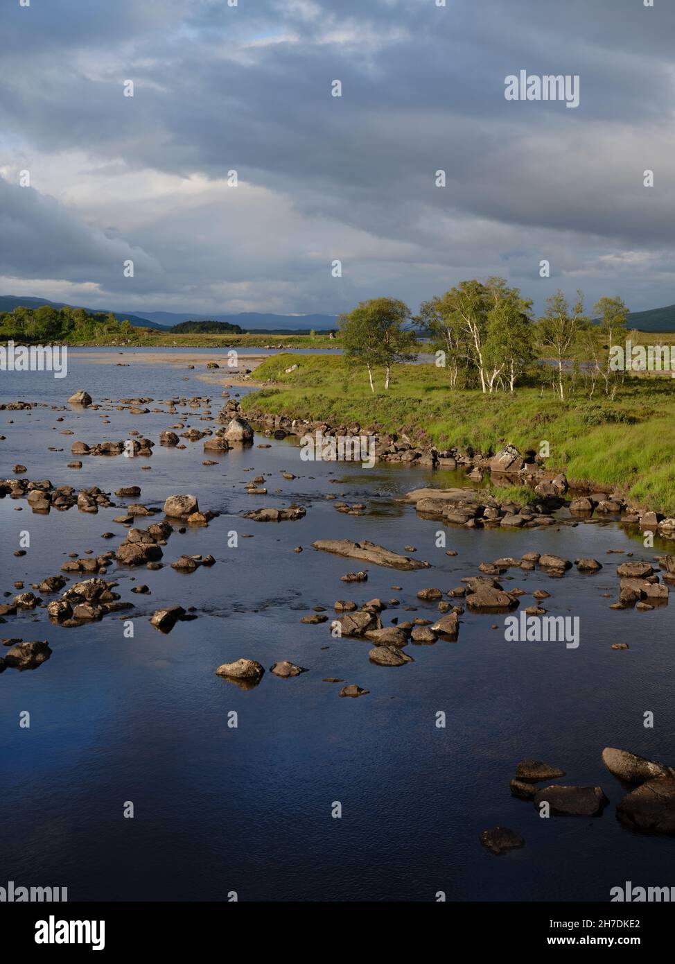 Loch Ba auf Rannoch Moor in der West Highland Moorlandschaft von Argyll und Bute Schottland UK - Schottland Moorlandschaft Stockfoto