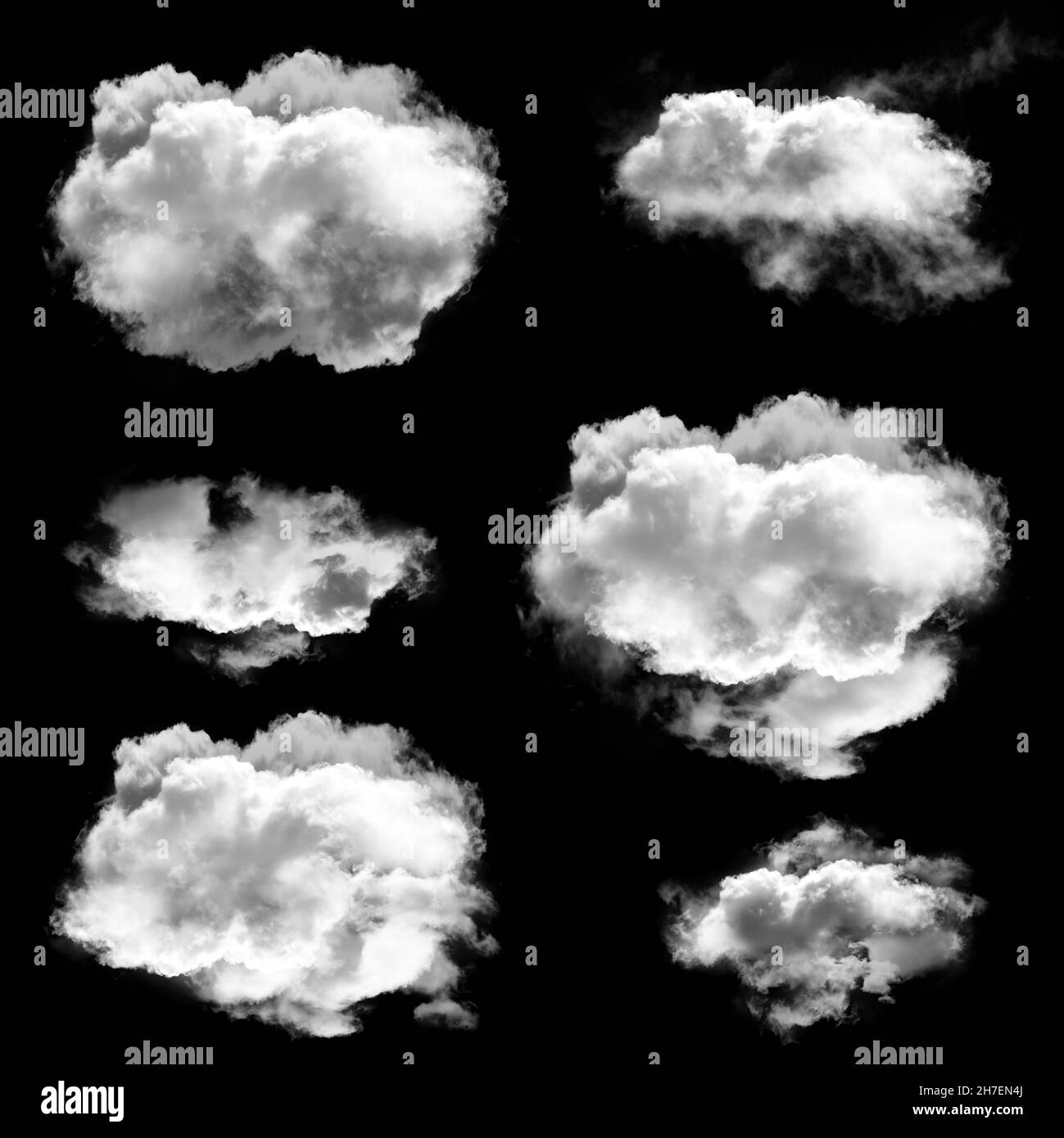Wunderschöne Wolken isoliert über schwarzem Hintergrund gesetzt, natürliche 3D Rendering, Rauch oder Nebel 3D Illustration Sammlung Stockfoto
