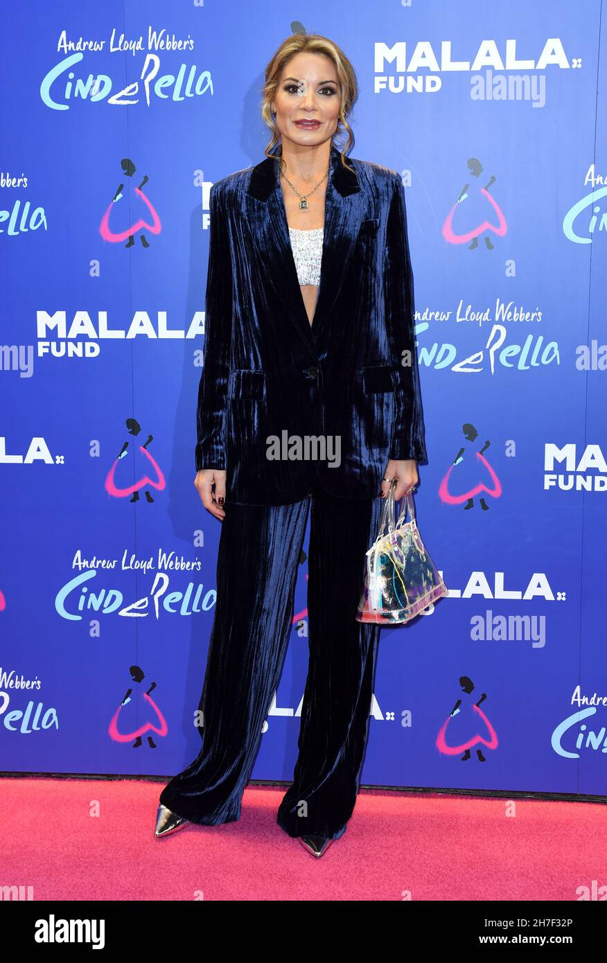 22nd. November 2021, London, Großbritannien. Charlotte Jackson Coleman bei der Ankunft im Cinderella Malala Fund Gala Performance, Gillian Lynne Theatre, London. Quelle: Doug Peters/EMPICS/Alamy Live News Stockfoto