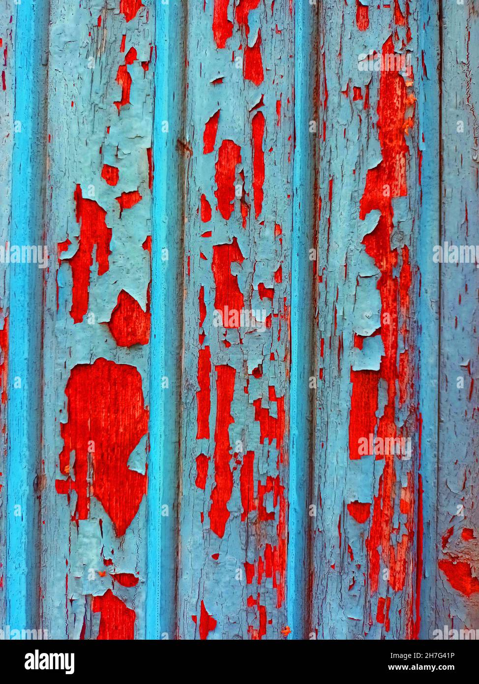 Holz alt geknackt in hellblau lackiert Stockfoto