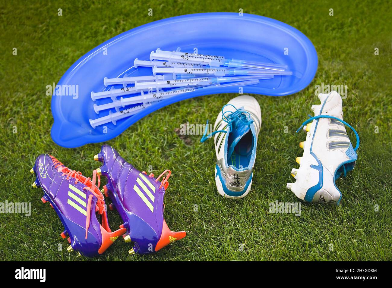 Adidas f50 -Fotos und -Bildmaterial in hoher Auflösung – Alamy