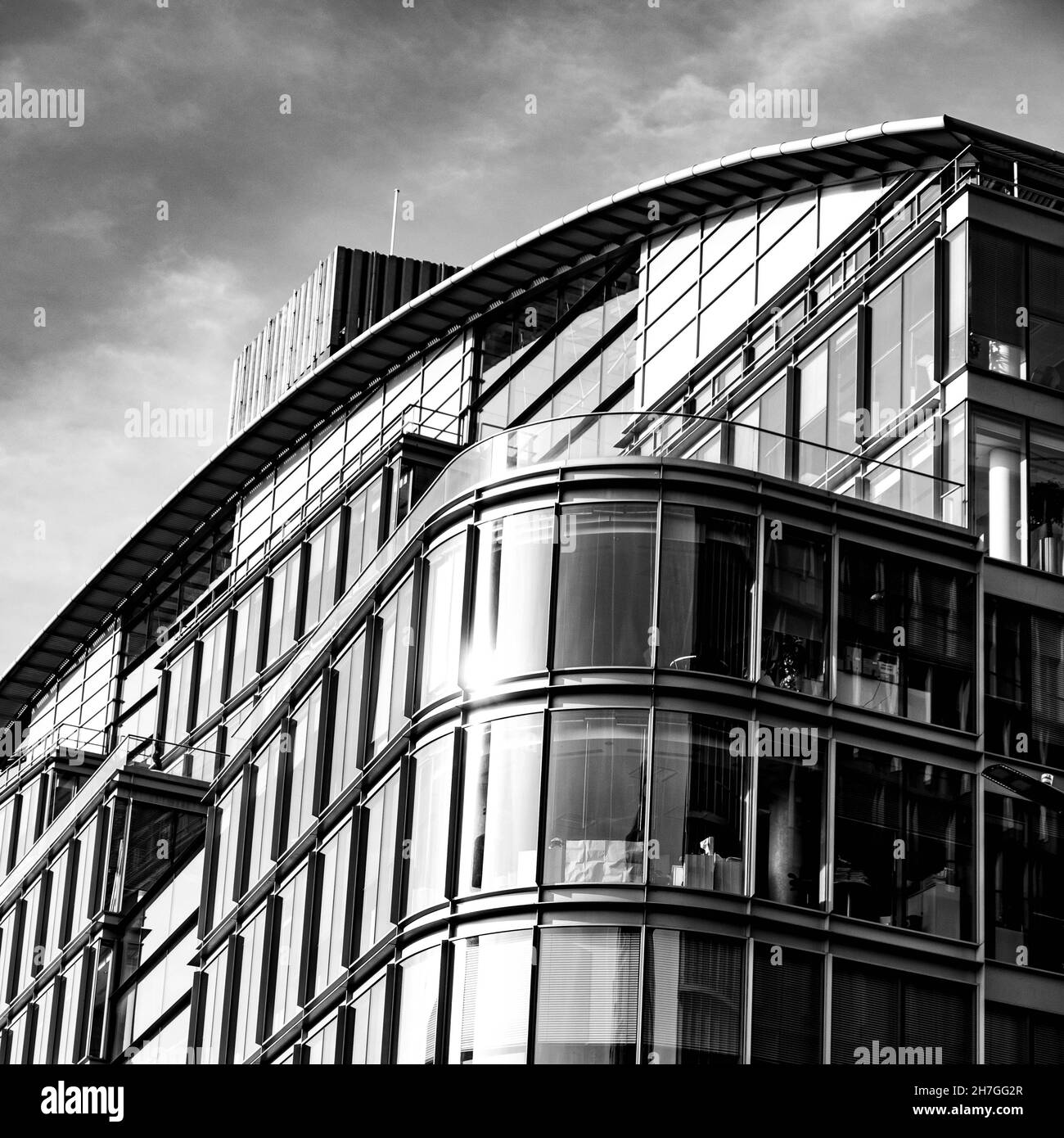 Victoria Westminster London England Großbritannien, November 7 2021, Cardinal Place Victoria Street London Architectural Design Detail of Mixed or Multi Use Retai Stockfoto