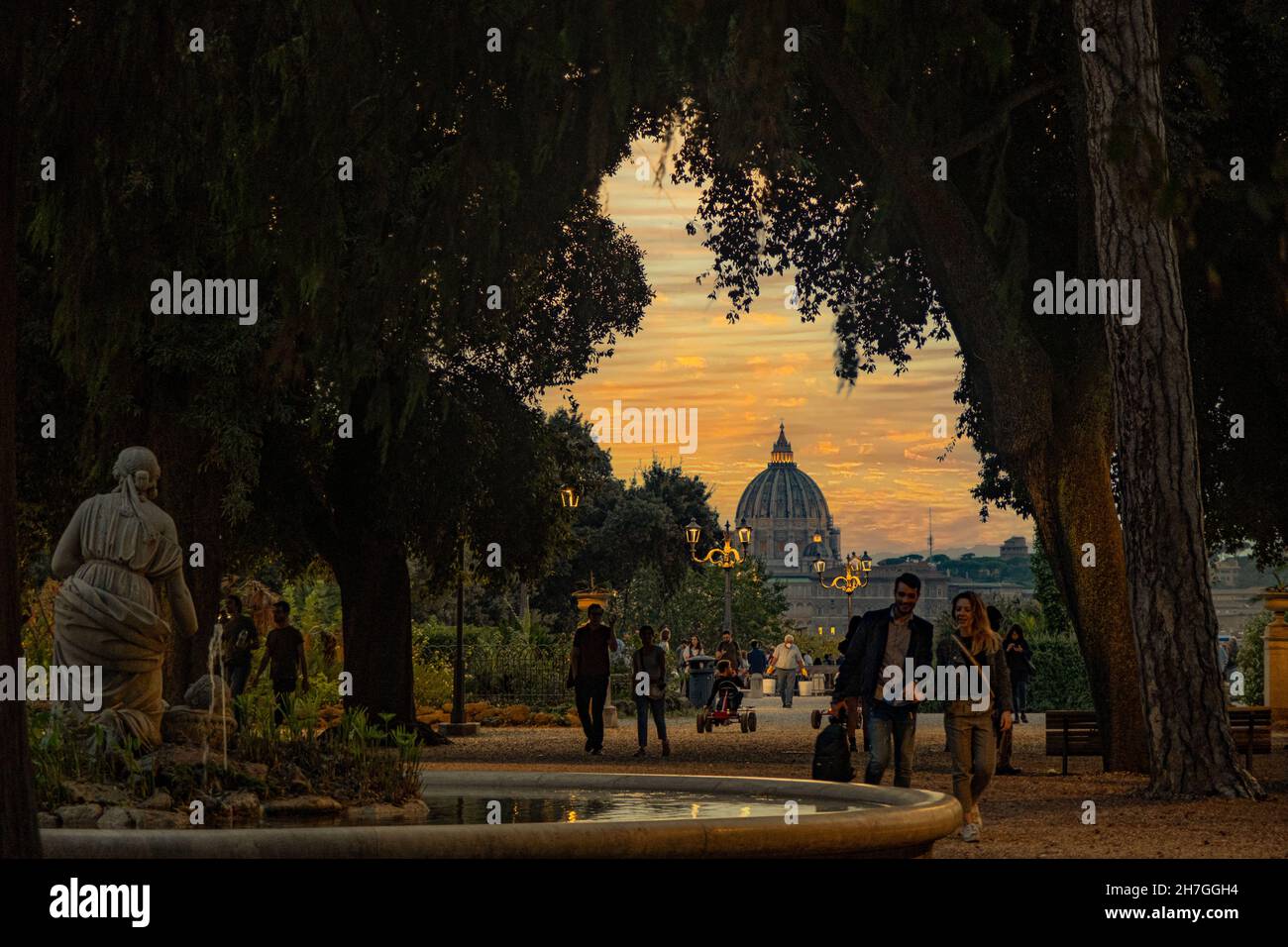 Terrazza del Pincio: vista su San Pietro Stockfoto