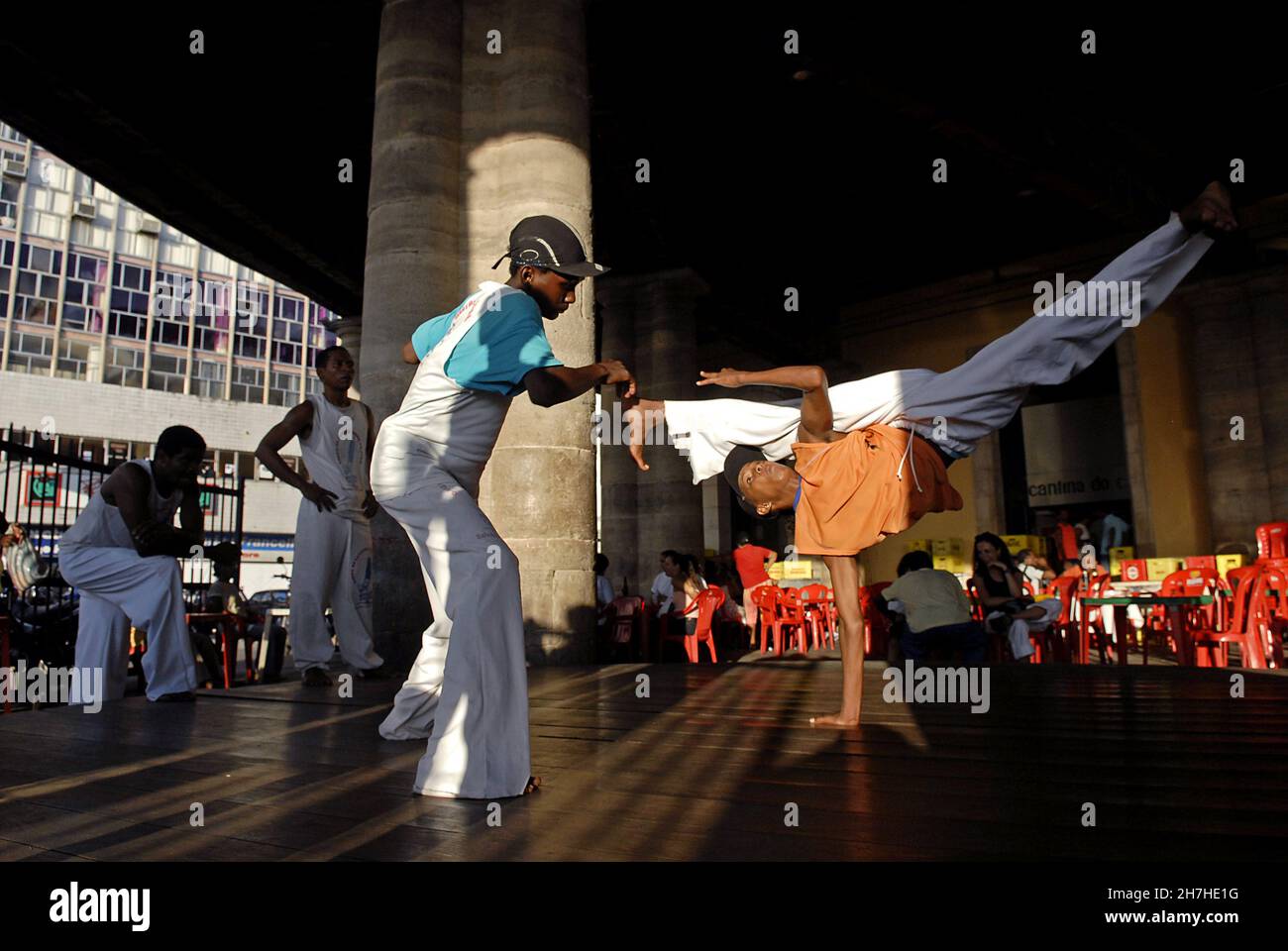 BRASILIEN, STAAT BAHIA, SALVADOR DE BAHIA, EINE BRASILIANISCHE KAMPFKUNST ANGOLANISCHEN URSPRUNGS, CAPOEIRA Stockfoto