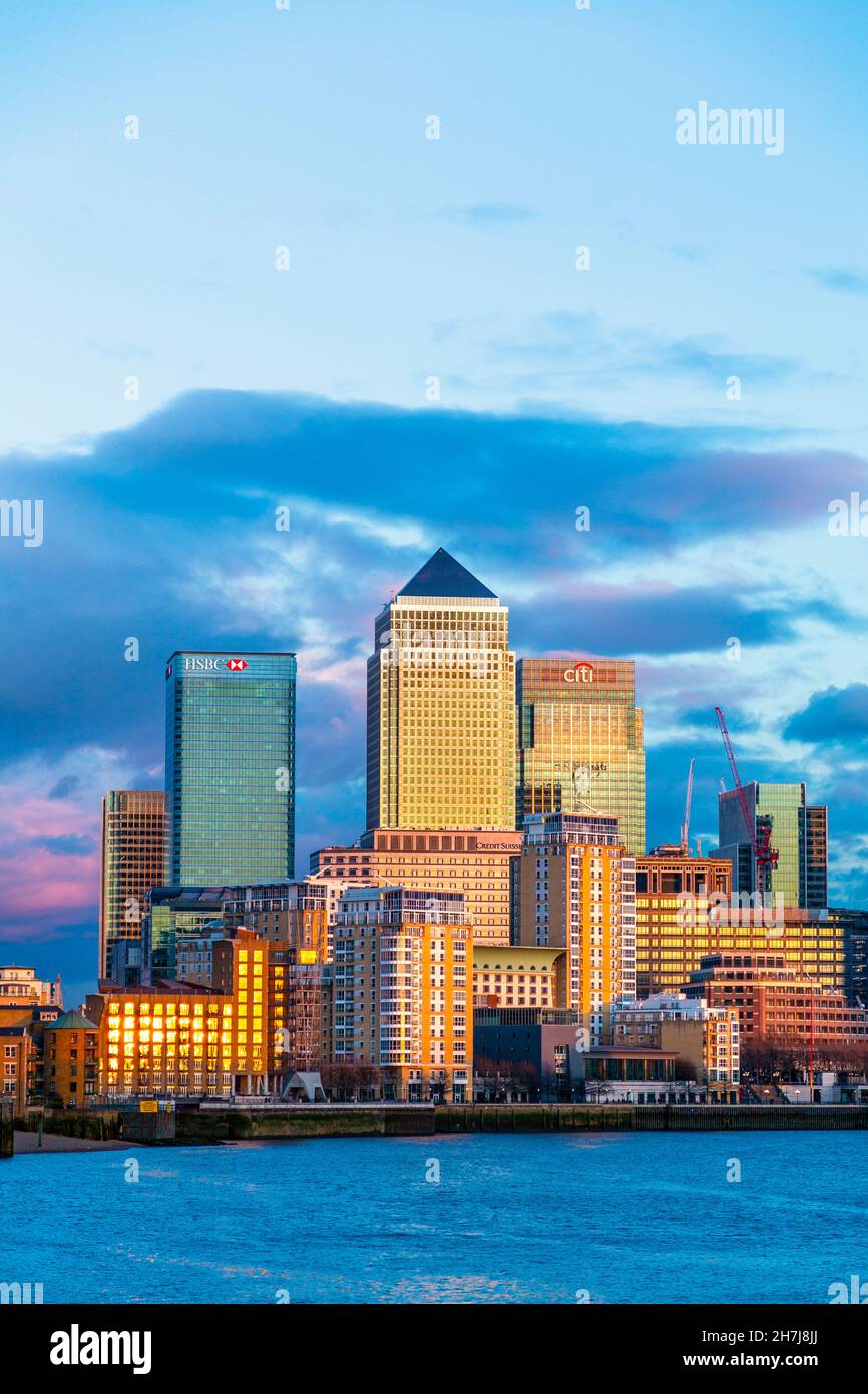 Canary Wharf-Skyline bei Sonnenuntergang, London, UK Stockfoto