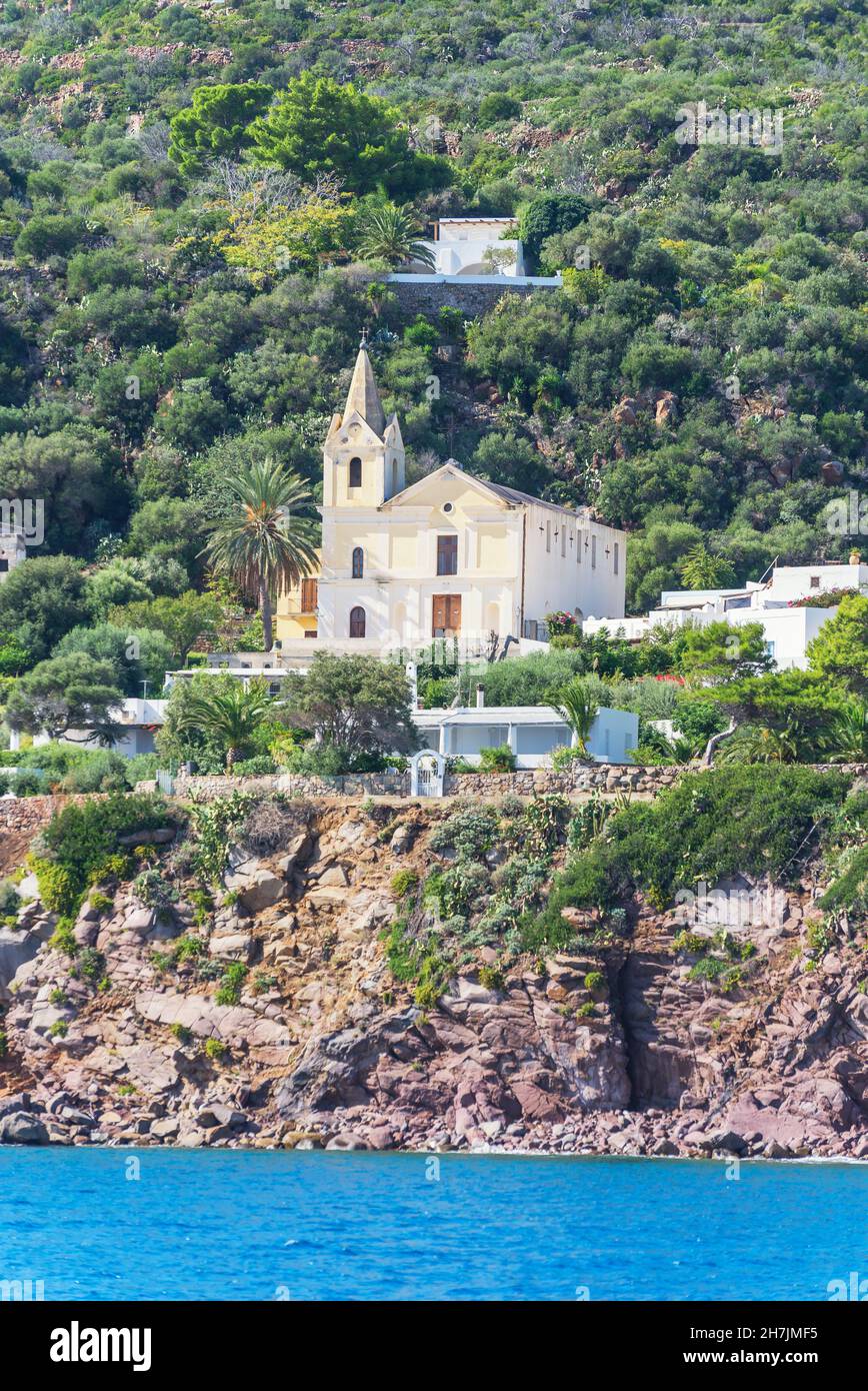 Kirche des heiligen Petrus, Panarea, Äolische Inseln, Sizilien, Italien Stockfoto