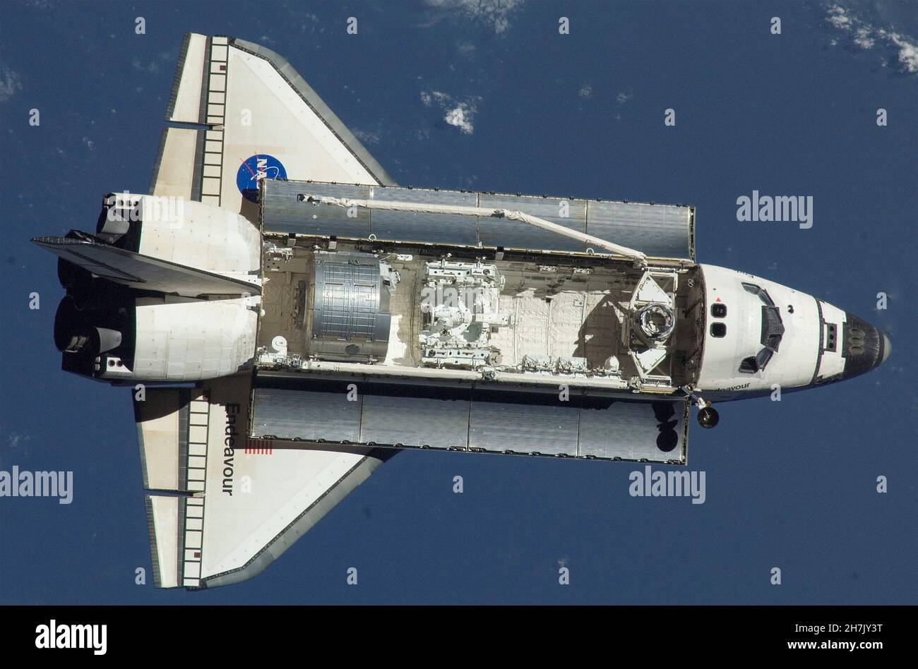 SPACE SHUTTLE ENDEAVOUR im Orbit 2008. Hier bei geöffnetem Laderaum während STS-123 flog Endeavour 25 Missionen. Foto: NASA Stockfoto