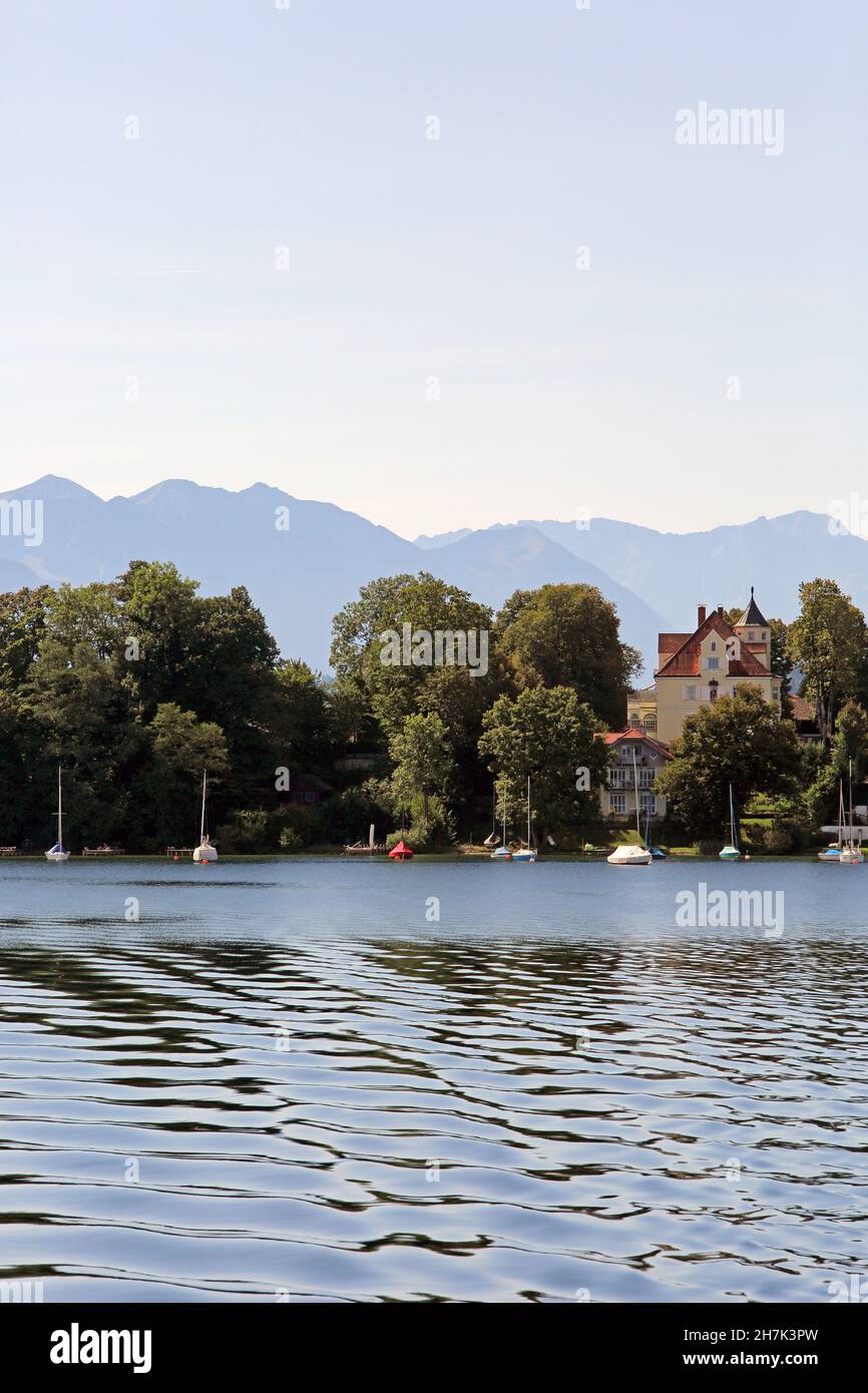 Ansicht von Seeshaupt und der Alpenkette, Starnberger See, 5-Seen-Land, Oberbayern, Bayern, Deutschland Stockfoto