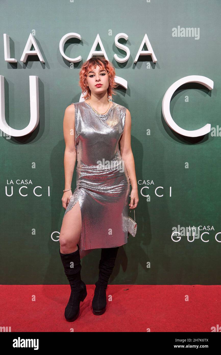 23. November 2021, Madrid, Madrid, Spanien: Dora Postigo nimmt am 23. November 2021 in Madrid, Spanien, an der Premiere des „House of Gucci“ im Callao Cinema Teil (Kreditbild: © Jack Abuin/ZUMA Press Wire) Stockfoto