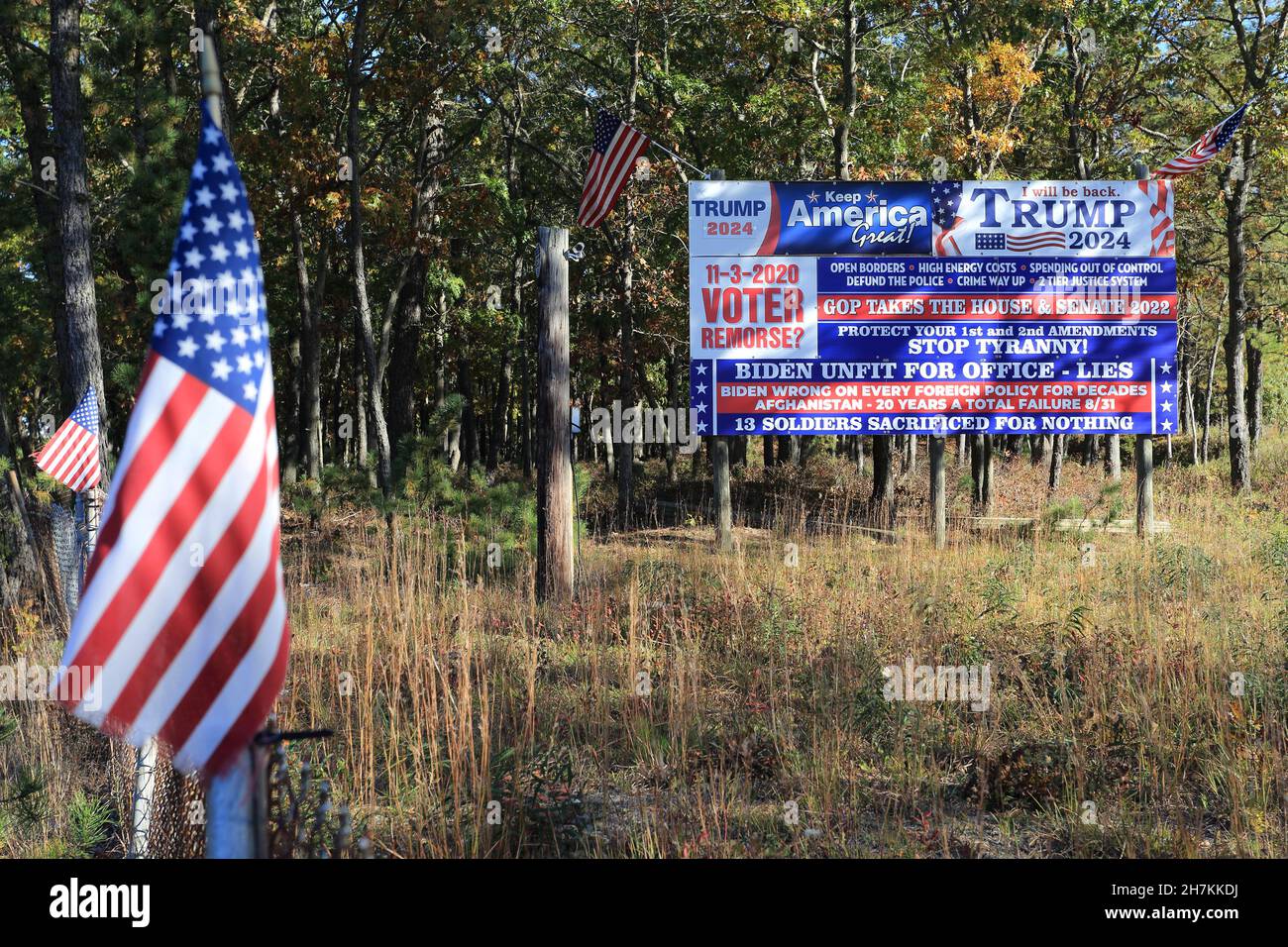 Trump 2024 unterzeichnet Long Island New York Stockfoto