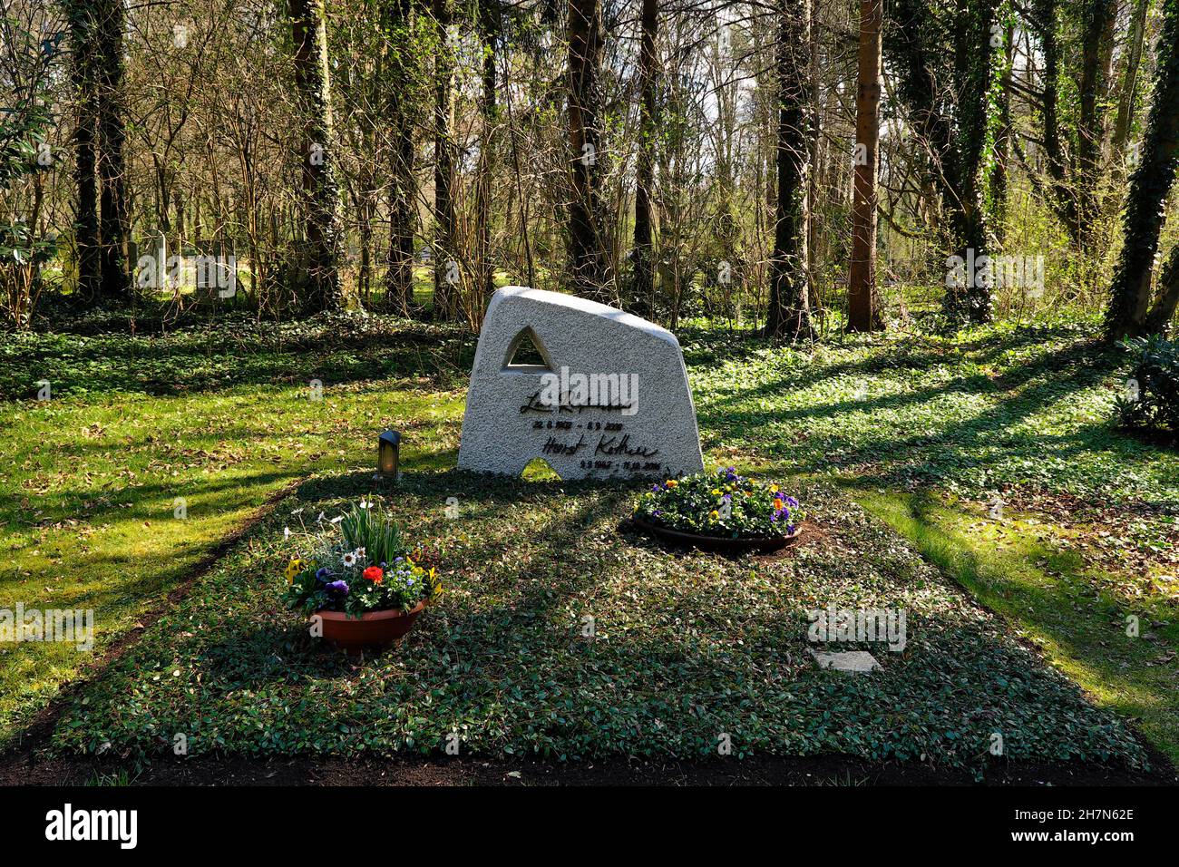 Grab von Leni Riefenstahl, Waldfriedhof, München, Bayern, Deutschland Stockfotografie Alamy