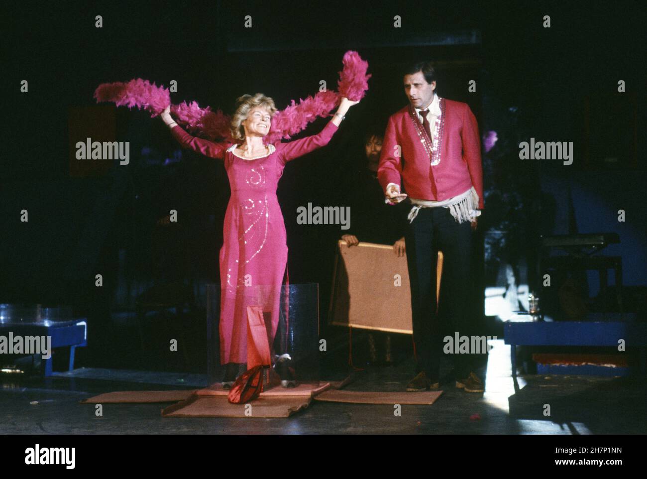 Claude Sarraute bei der Gala de la Presse im Cirque d'Hiver Bouglione in Paris. 28. Juni 1986 Stockfoto