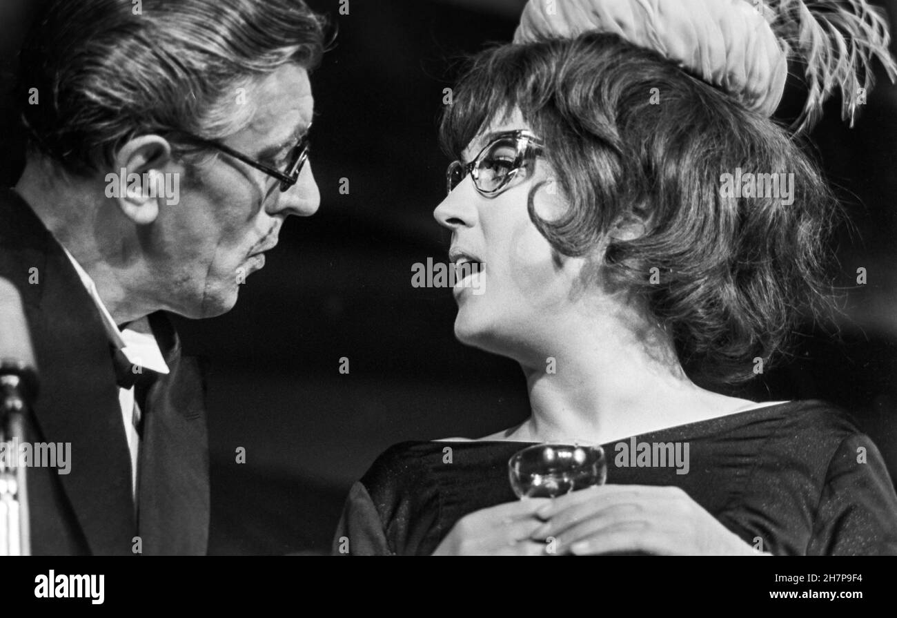 Schauspieler Birgitta Andersson und Martin Ljung am Theater in stockholm 1965. Foto: Bo Arrhed Stockfoto