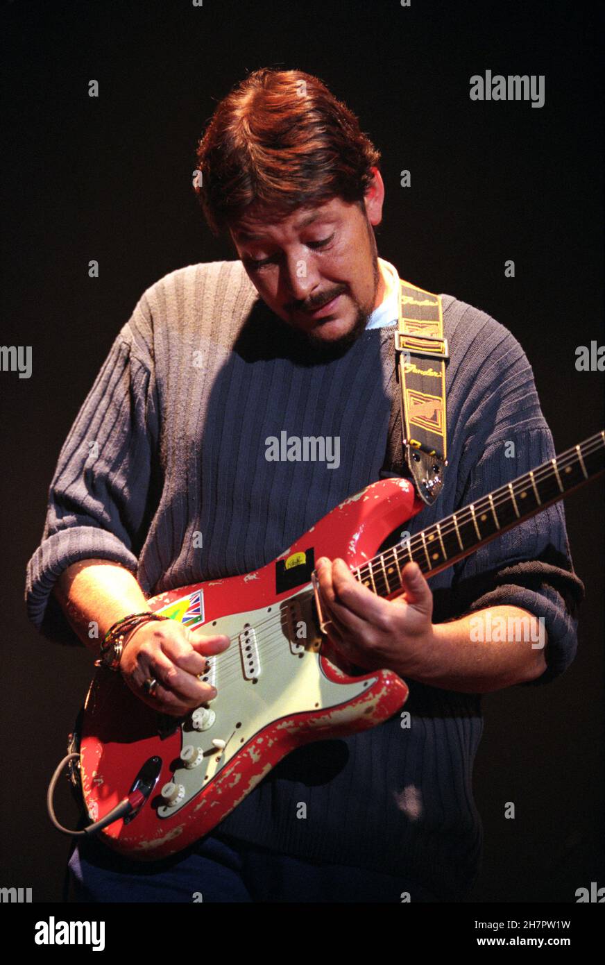 Chris Rea im Konzert im Shepherds Bush Empire in London. 28th. Januar 1998. Stockfoto