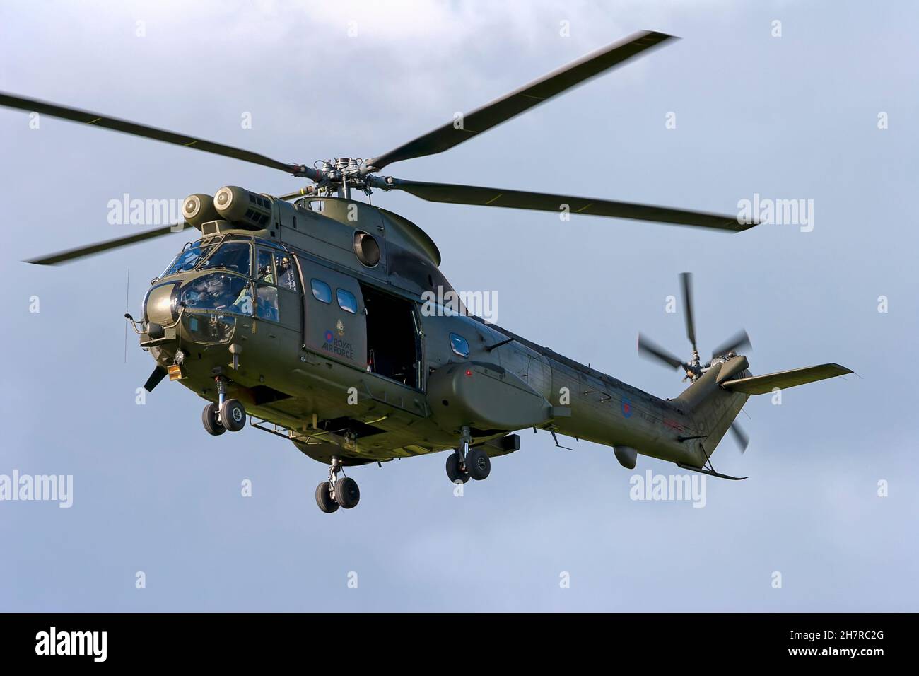 Yeovilton, Somerset, Großbritannien - 6 2007. Juli: Ein RAF Westland Aerospatiale SA330 Puma HC1-Hubschrauber, XW223, aufgenommen beim RNAS Yeovilton Air Day 2007 Stockfoto