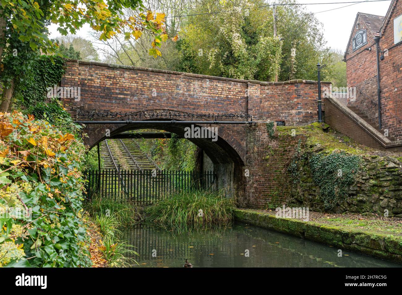 The Great Hay Incline (Hay Schrägflugzeug) in Coalport, Ironbridge Gorge, Shropshire, Großbritannien. Es hob Boote zwischen Kanälen mit Dampf und Schwerkraft. Stockfoto