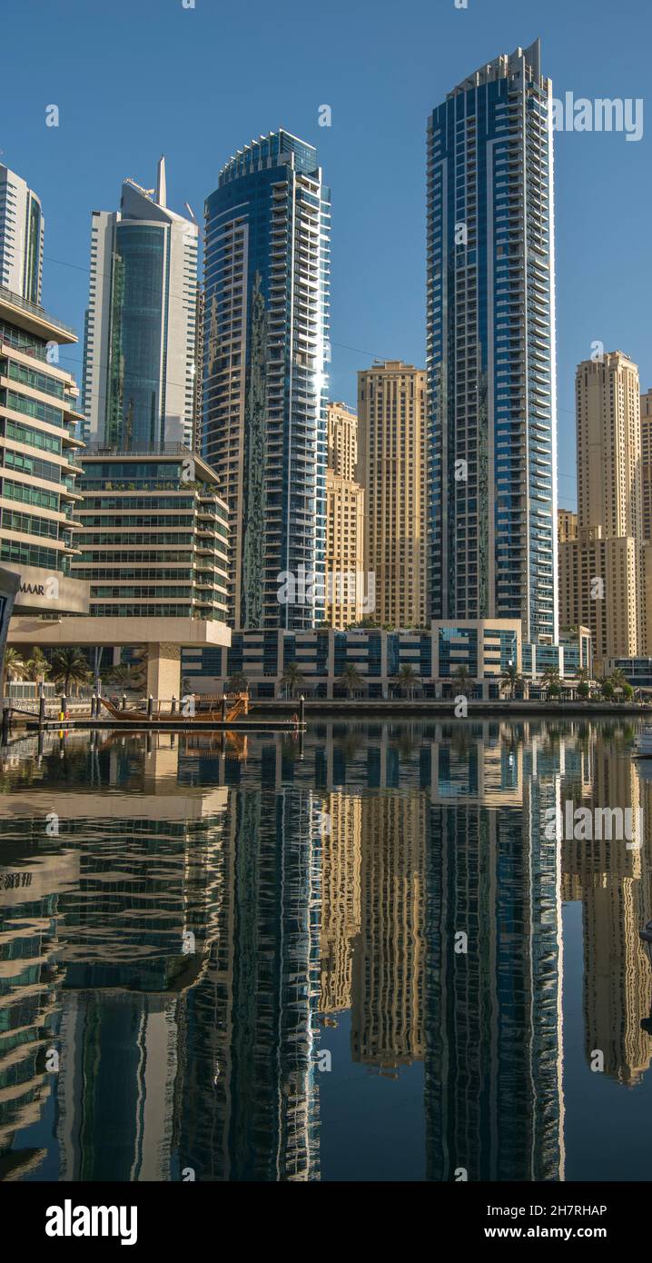 Reflections Bürohochhäuser Marina District Dubai VAE Stockfoto