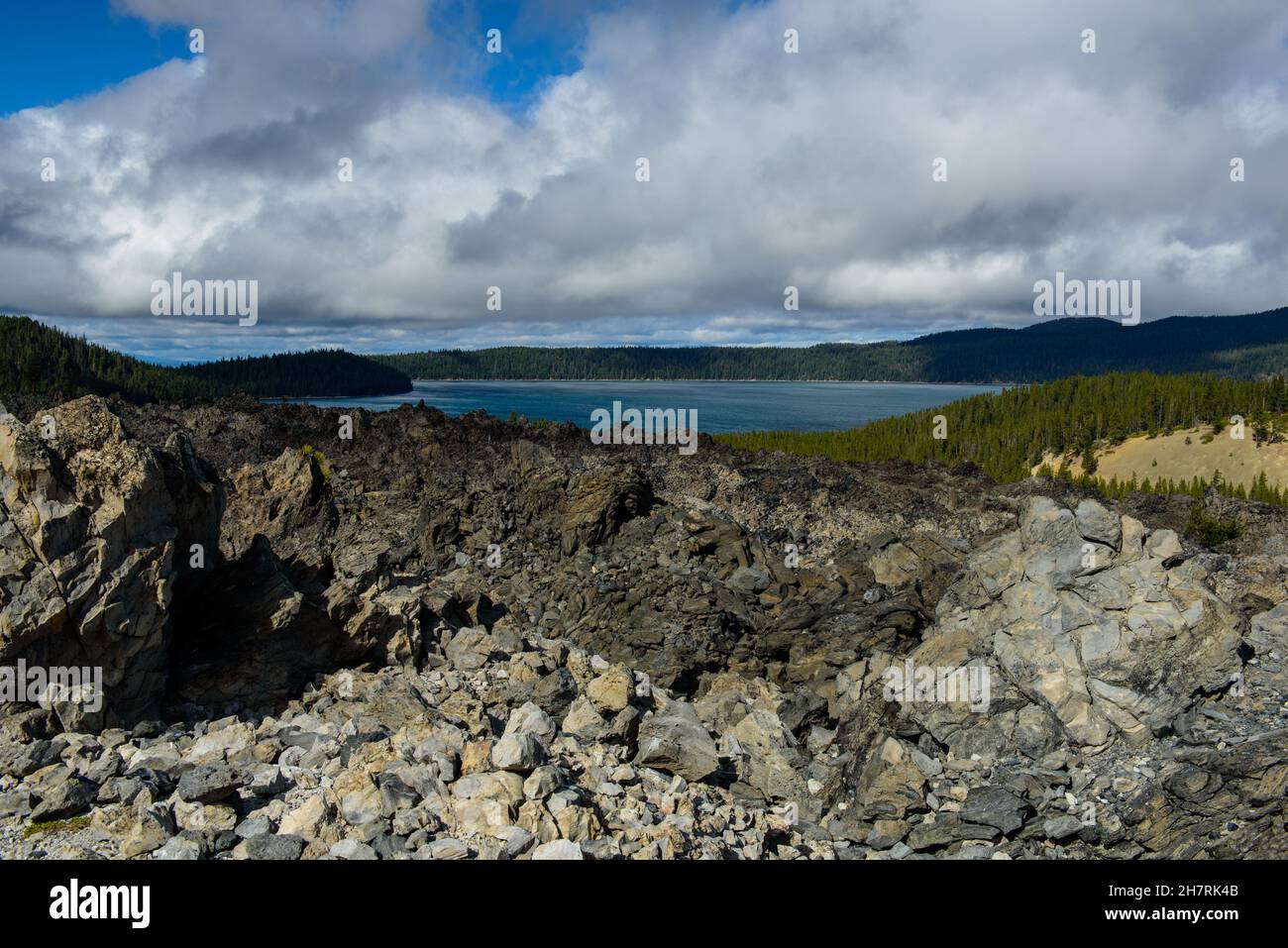 Paulina See und der große Obsidian Fluss in Newberry vulkanischen Bereich Stockfoto