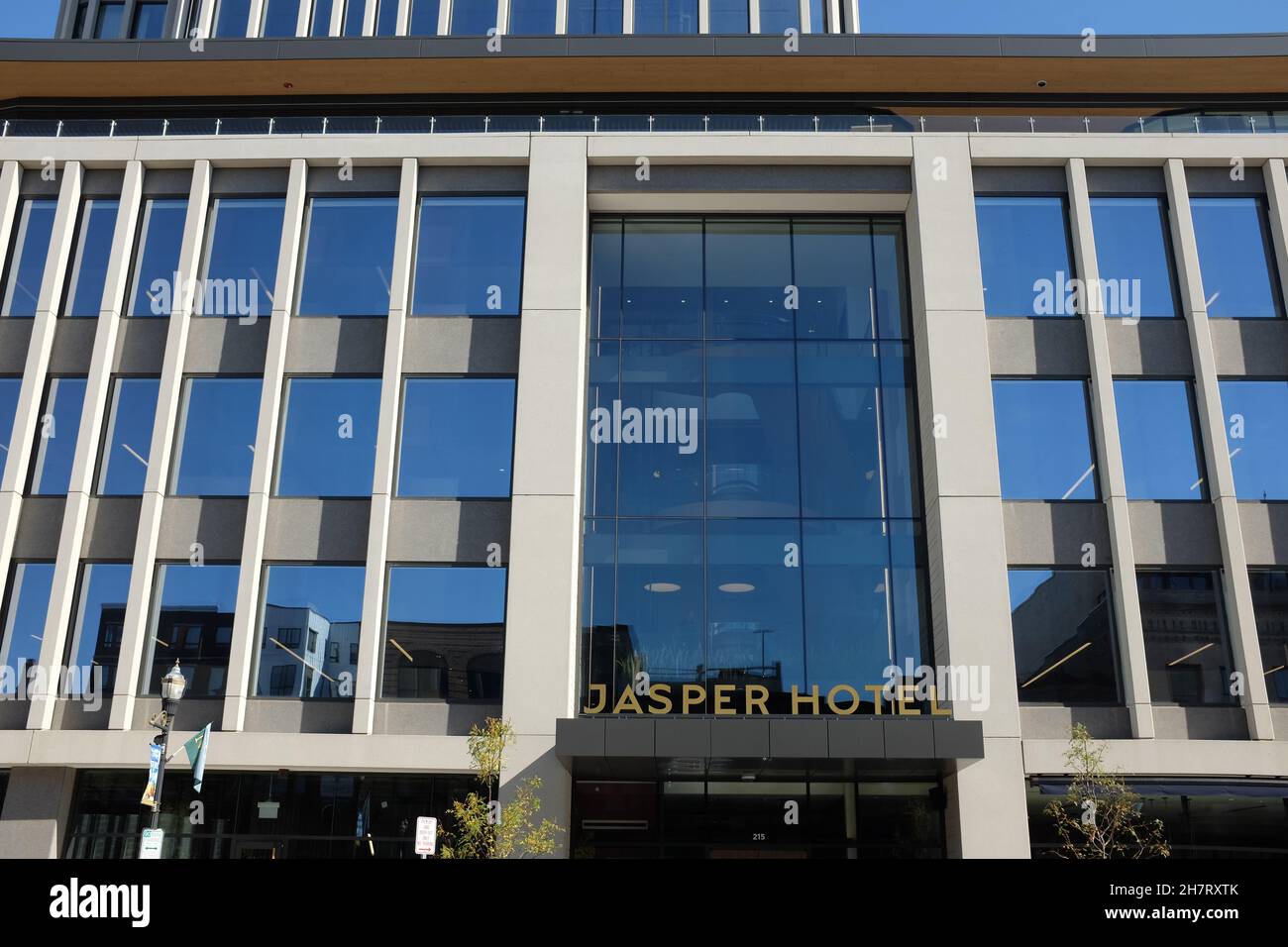 FARGO, NORTH DAKOTA - 4 Okt 2021: Jasper Hotel, das neueste gehobene Hotel in der Innenstadt. Stockfoto