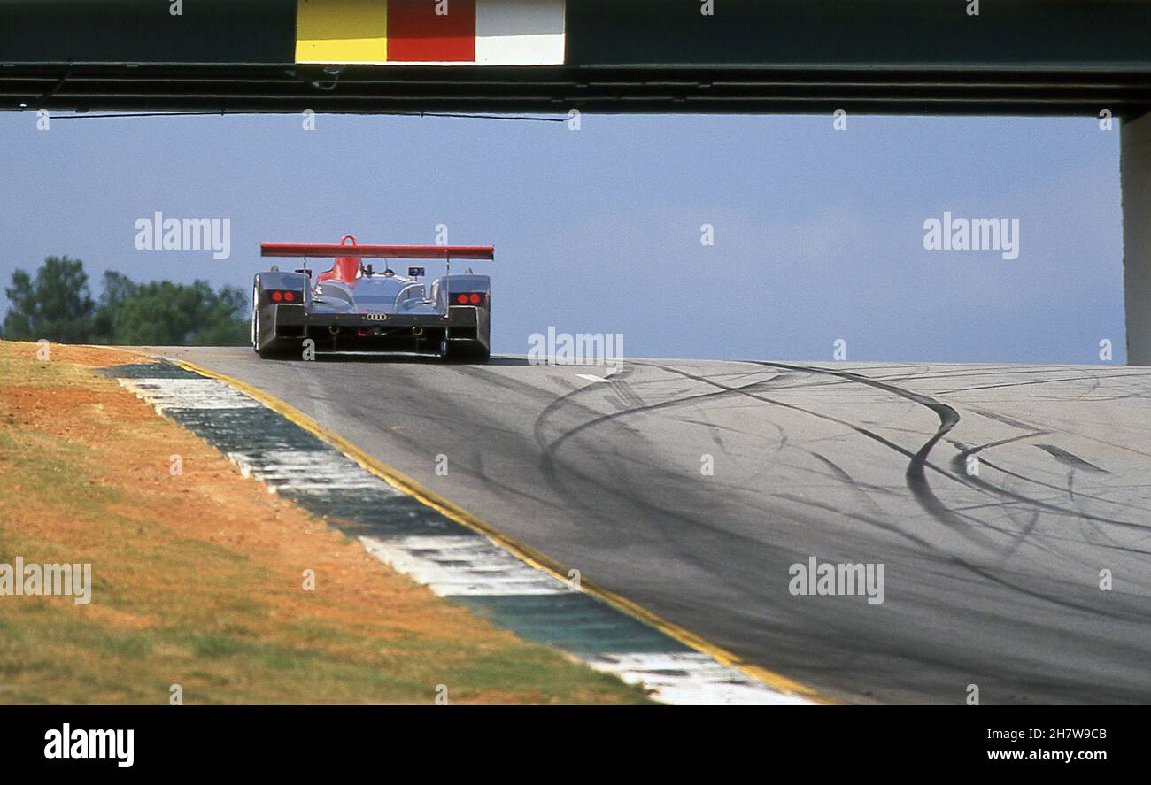 Audi R8 von Biela/Pirro/Kristenson beim Rennen der American Le Mans Series , Petit Le Mans Road America Georgia USA 30/9/2000 Stockfoto