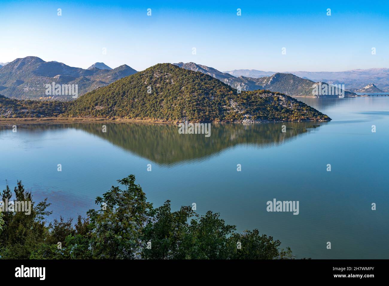 Blick über den Skutarisee, Montenegro, Europa | Skadar Seeblick, Montenegro, Europa Stockfoto