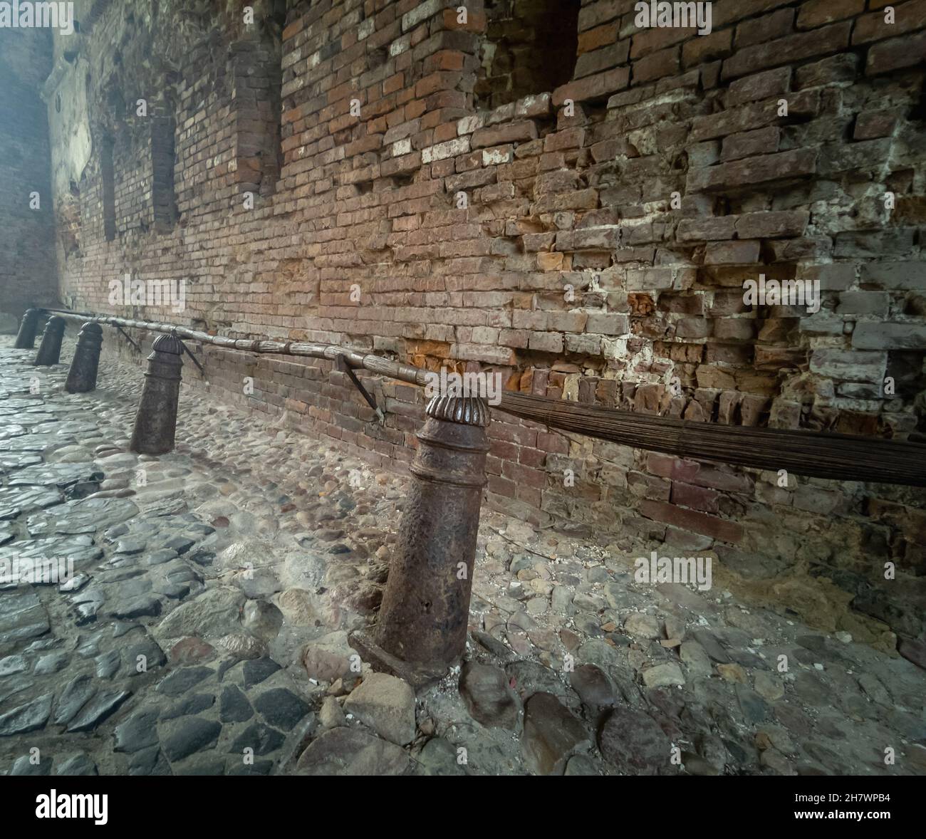 Brest, Weißrussland - August 2021: Gedenkmuseum Komplex Festung Brest. Geschichte des Zweiten Weltkriegs. Architektonische Elemente. Horizontales Foto. Stockfoto