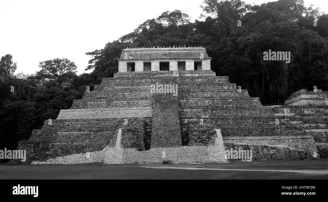 Tempel der Inschriften in Palenque, Chiapas, Mexioc ist ein altes präkolumbianisches Maya-Gebäude und Grab des Begräbnisdenkmals von Hanab-Paka Stockfoto