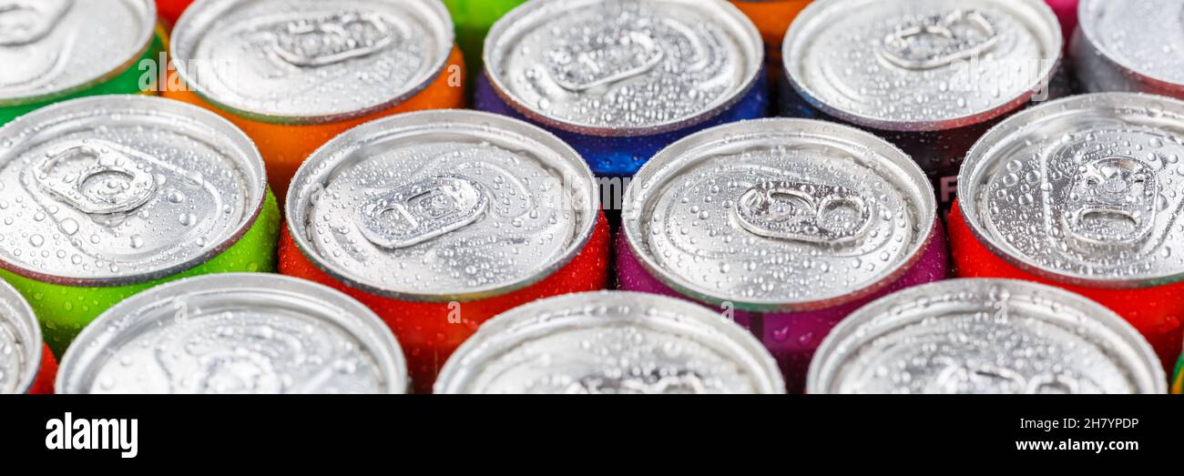 Getränke Limonade Cola Getränke Softdrinks in Dosen Panorama Can Stockfoto