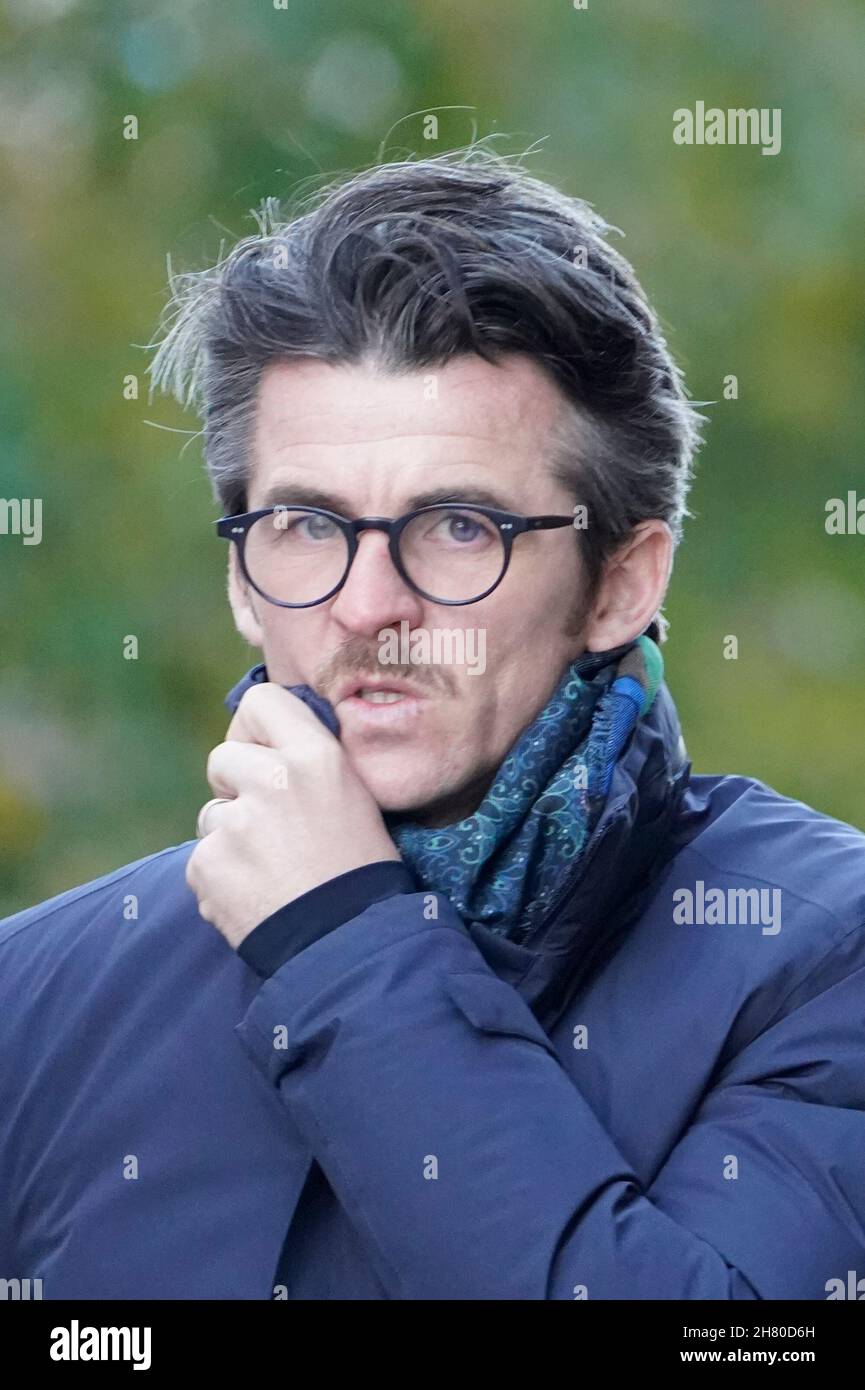 Joey Barton, der Manager von Bristol Rovers, kommt am Sheffield Crown Court an, um zu sehen, dass er im April 2019 dem damaligen Barnsley-Manager Daniel Stendel tatsächliche Körperschäden zugefügt hatte. Bilddatum: Freitag, 26. November 2021. Stockfoto