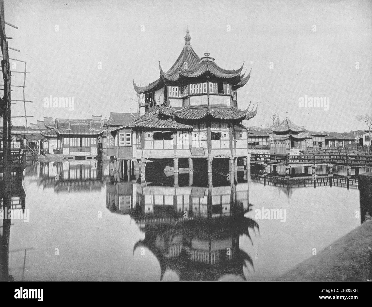 CHINA. Shanghai- einer der öffentlichen Teegärten 1895 alte antike Druckbild Stockfoto