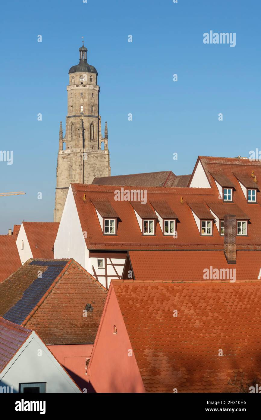 Kirche St. Georg in Nördlingen, Bayern, Deutschland. Stockfoto