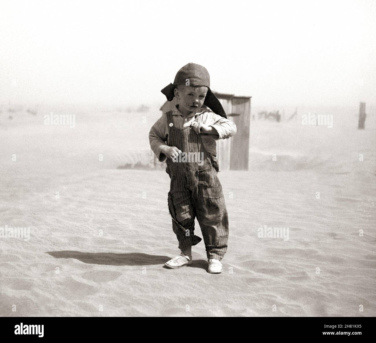 Arthur Rothstein Foto - Ein Bauernsohn in Cimarron County, Oklahoma während der Dust Bowl Ära. Stockfoto