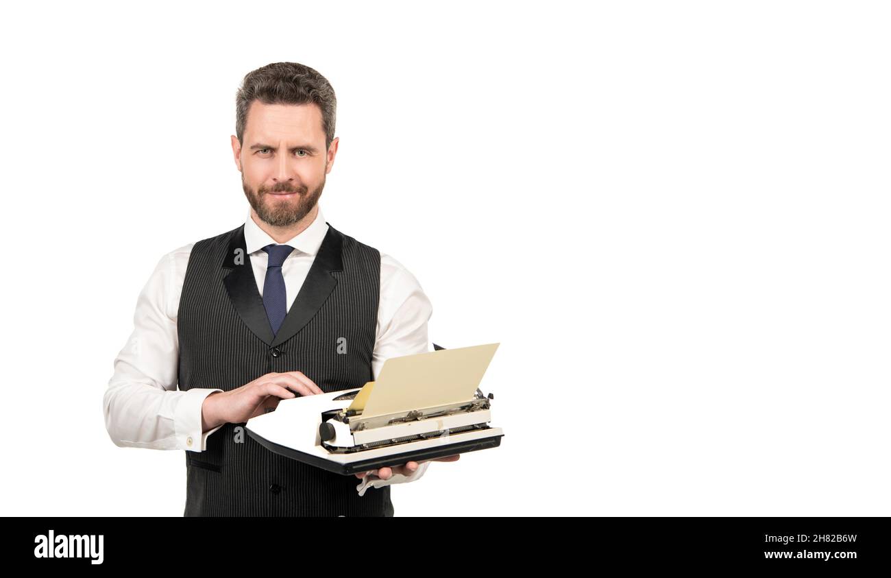 Geschäftsmann mit Retro-Schreibmaschine. Schreibmaschinenautor isoliert auf weißem Hintergrund. Stockfoto