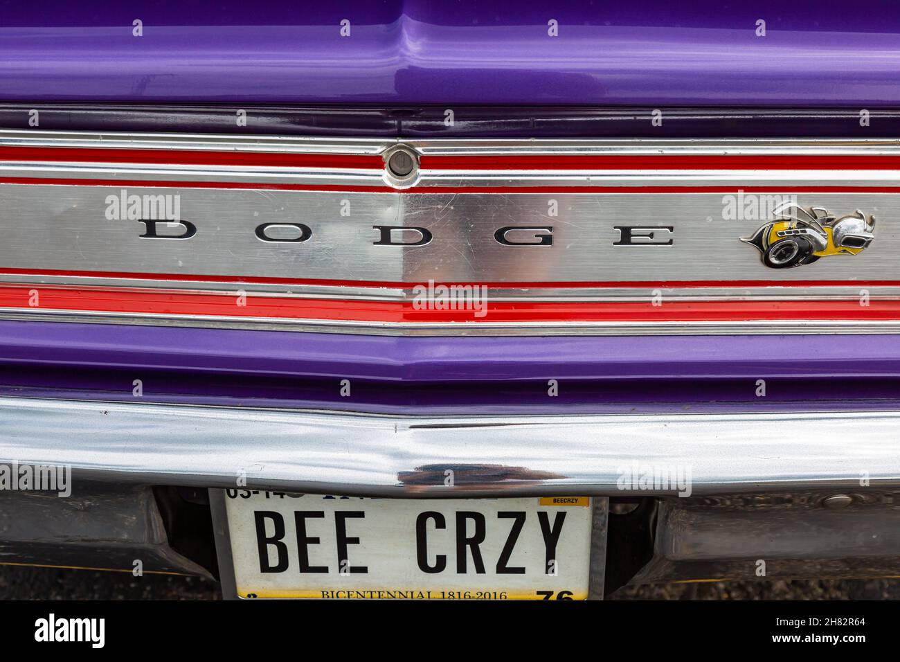 Das hintere Namensschild einer klassischen Dodge Super Bee aus dem Jahr 1970. Stockfoto