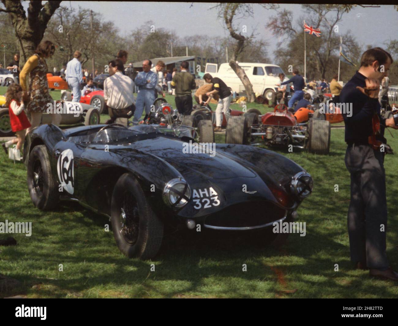 #164 1955 Aston Martin DB3S eingetragen von Robert Cooper fotografiert im Fahrerlager am Prescott Hillclimb am 3. Mai 1970 Stockfoto