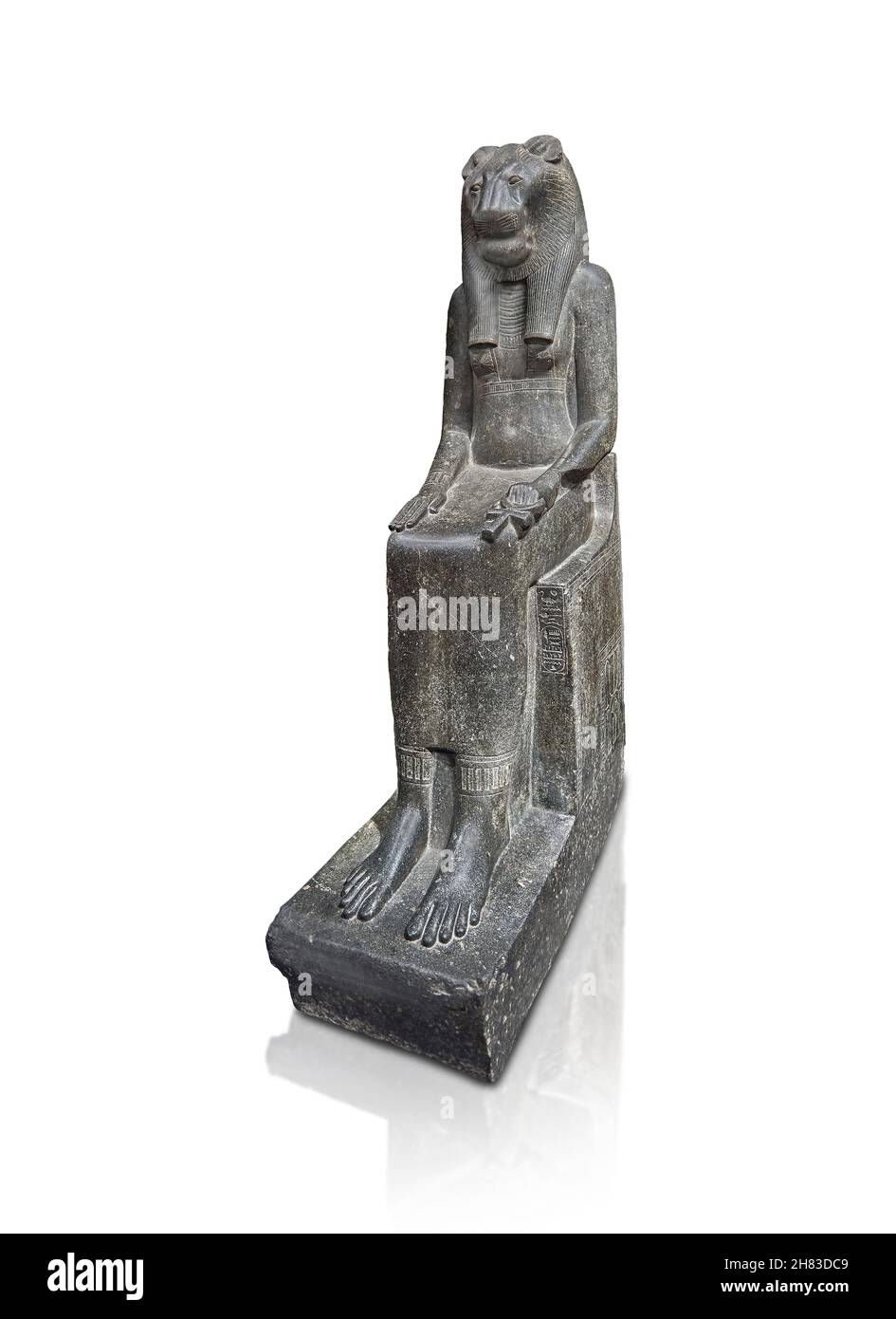 Alte ägyptische sitzende Statue der Göttin Sakhmet, 1410- 1372 BC 16th Dynastie, Mut Tempel Karnak. Kunsthistorisches Museum Wien Inv. AS 78. Dio Stockfoto